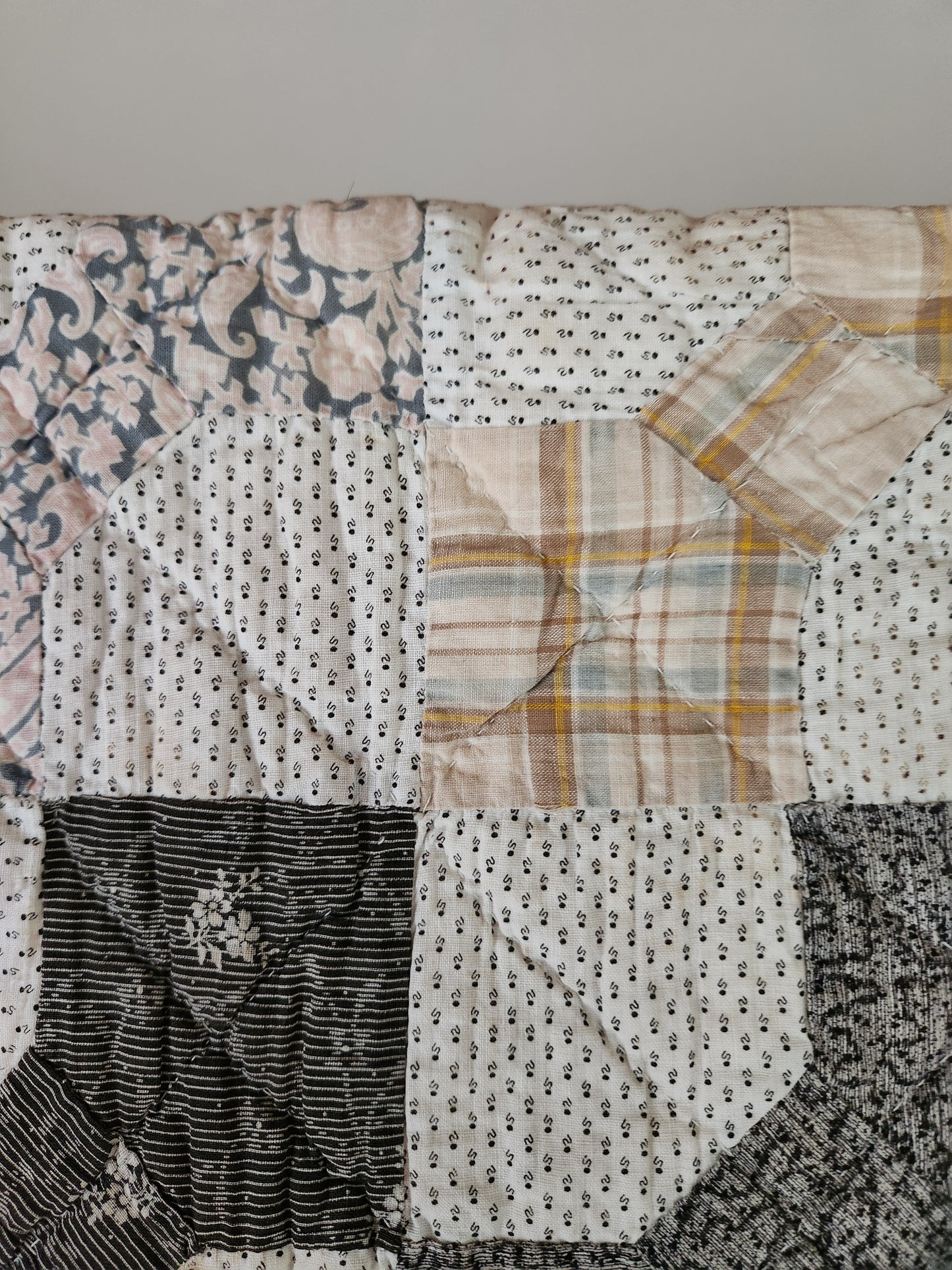 Antique Bow Tie Patchwork Quilt c1900