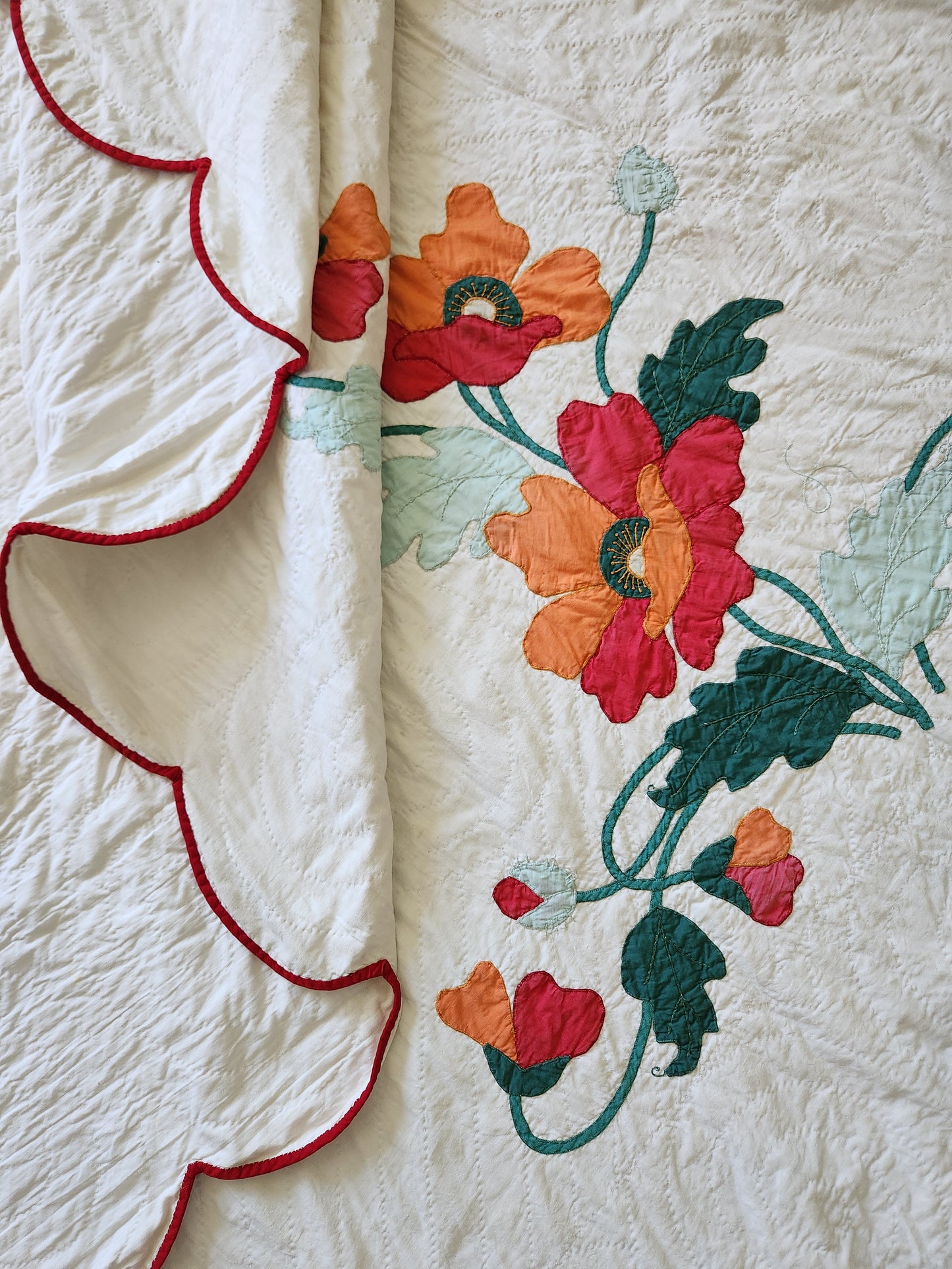 Vintage Poppy Applique Quilt