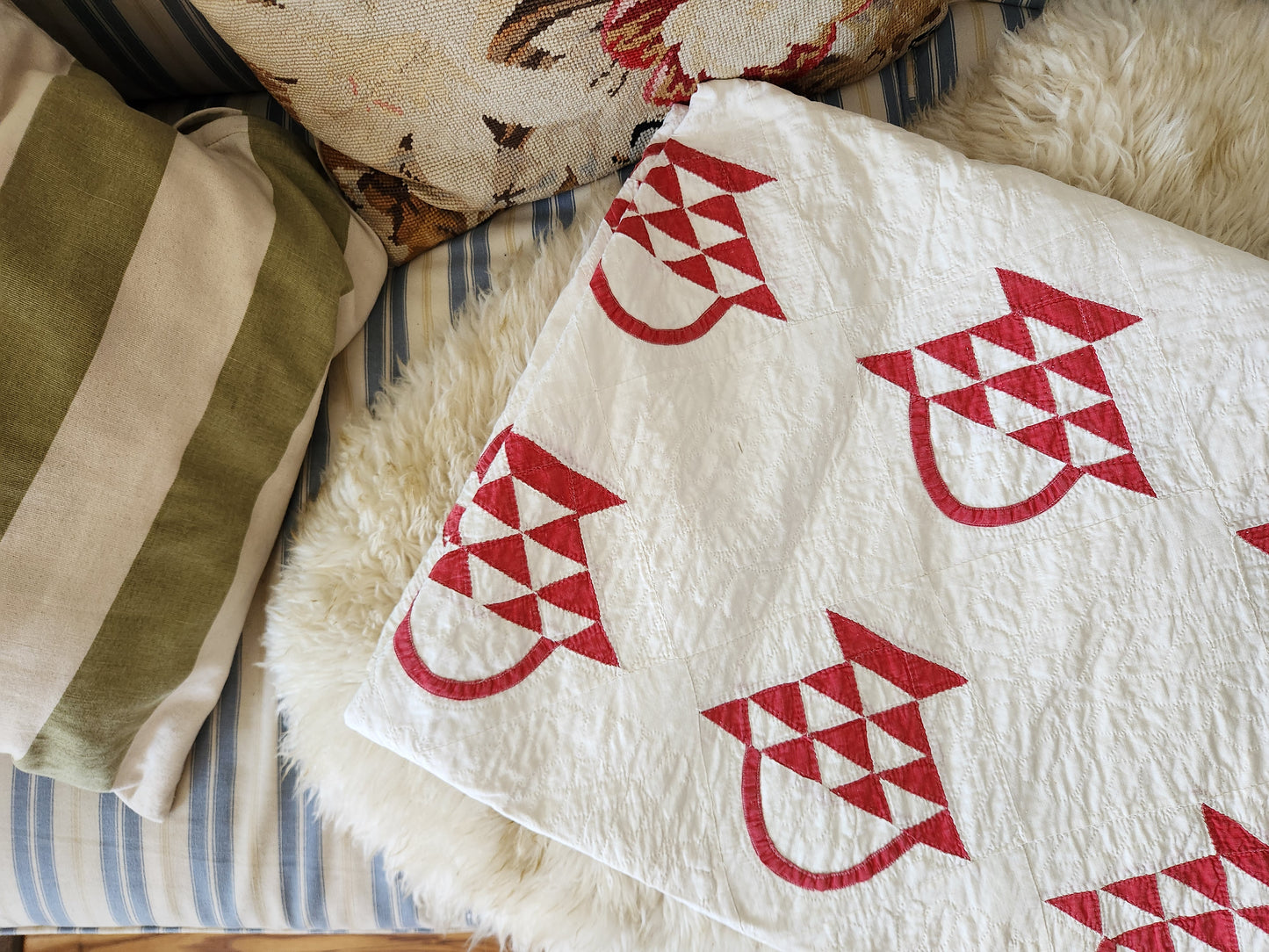 Antique Red & White Baskets Quilt