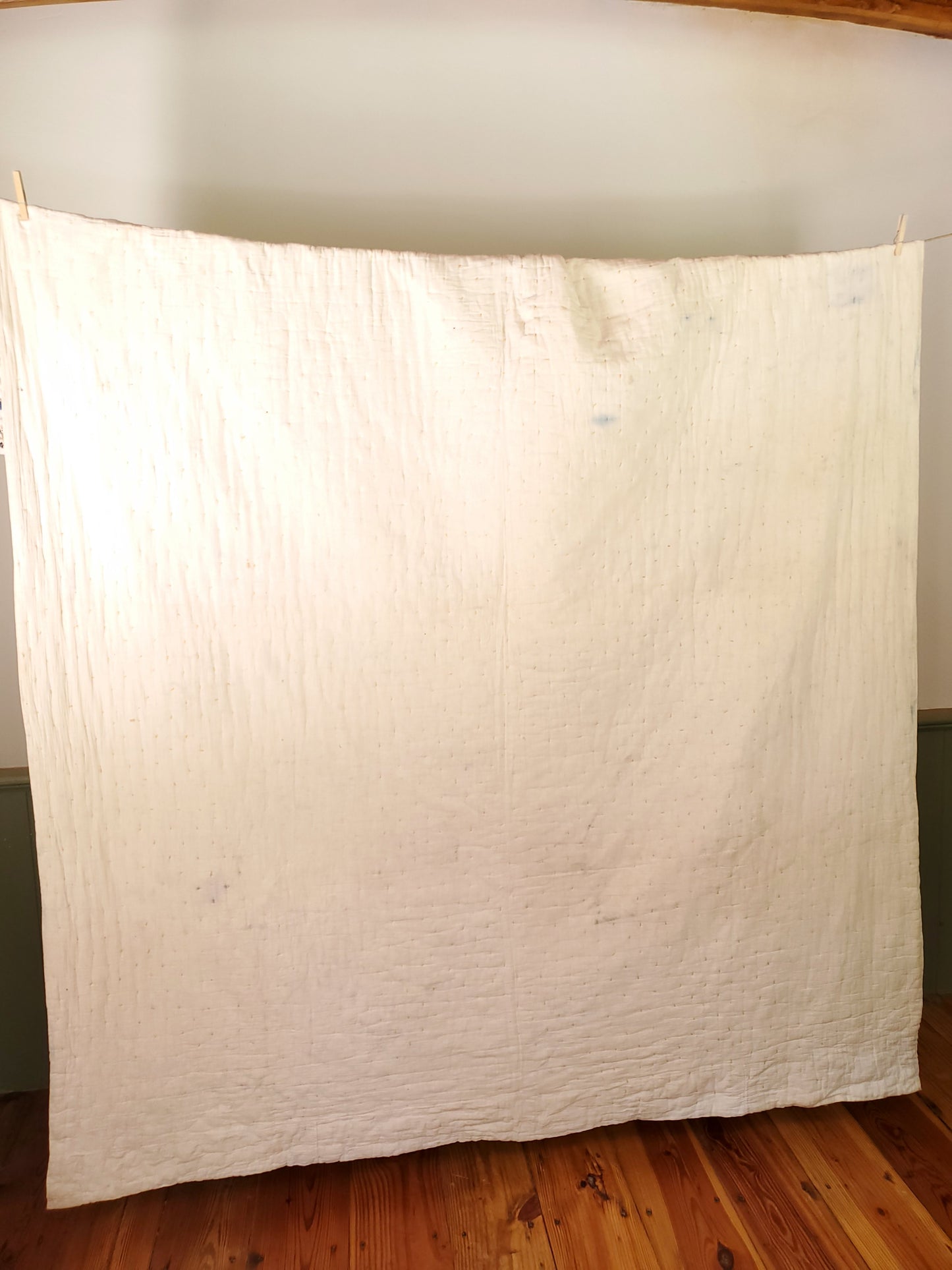 Hand Tied Vintage Basket Quilt