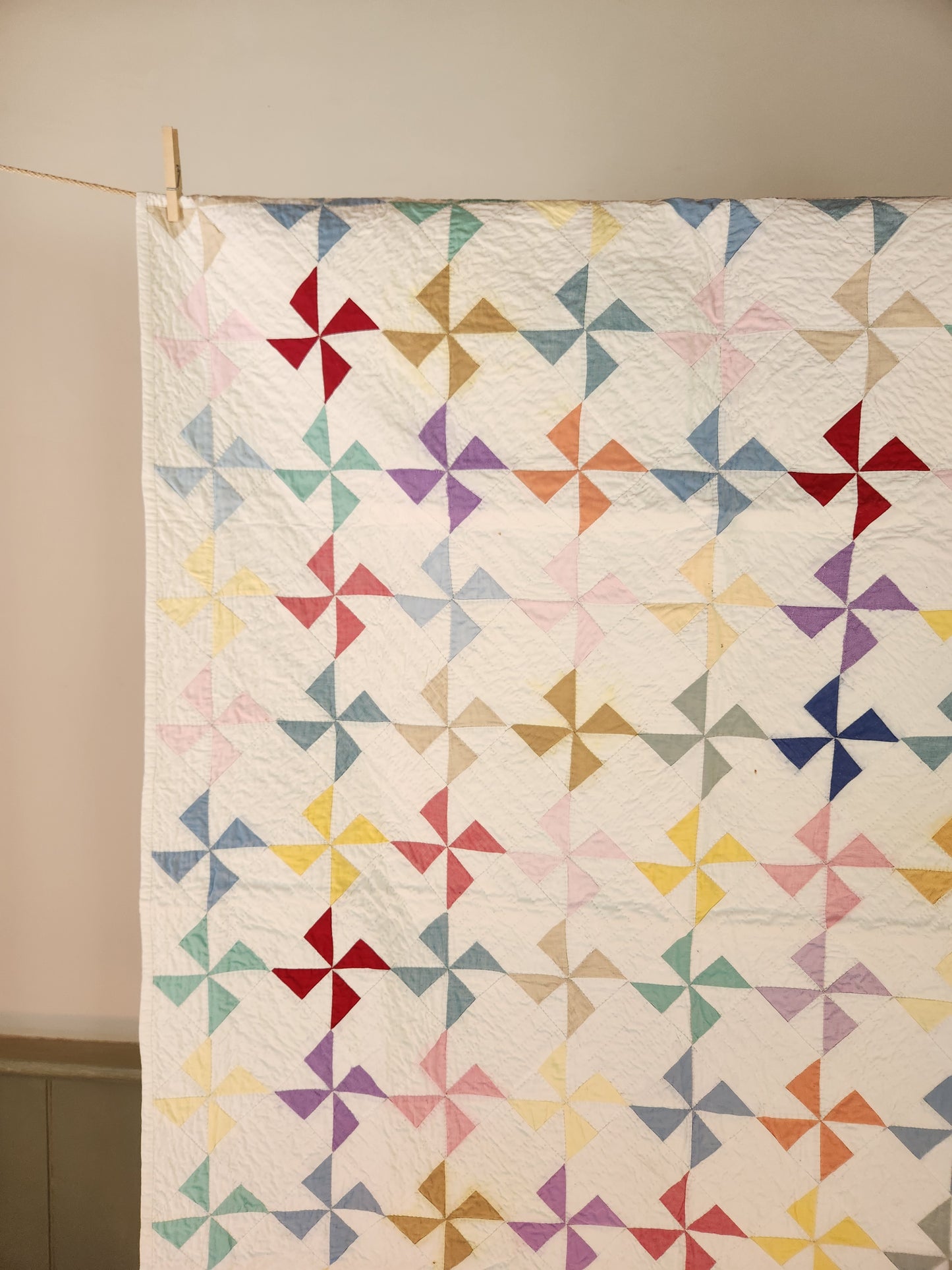 Vintage Pinwheel Crib Quilt