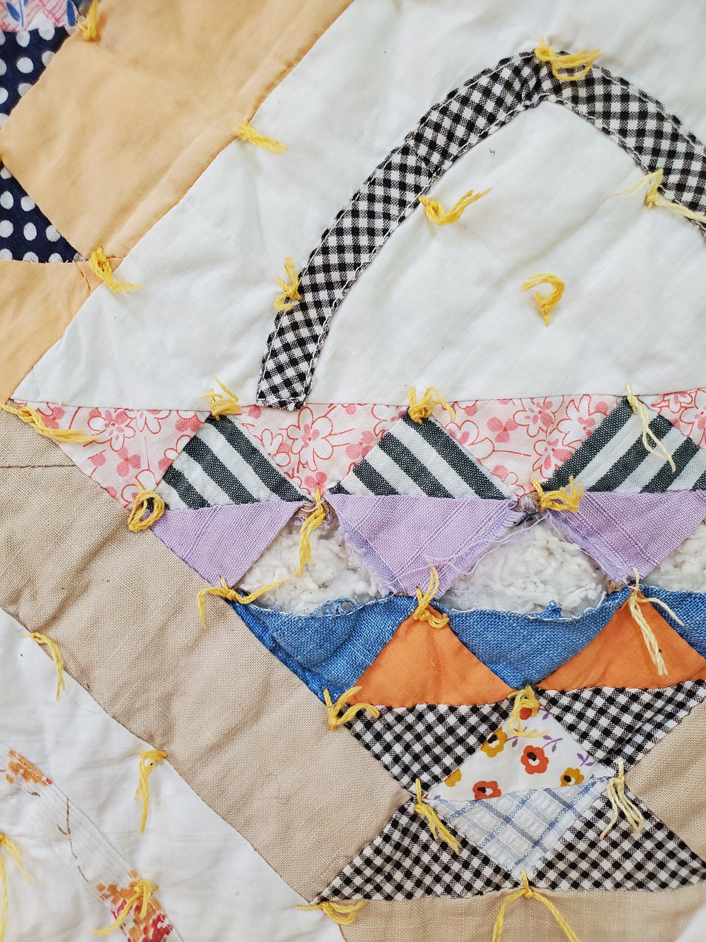 Hand Tied Vintage Basket Quilt