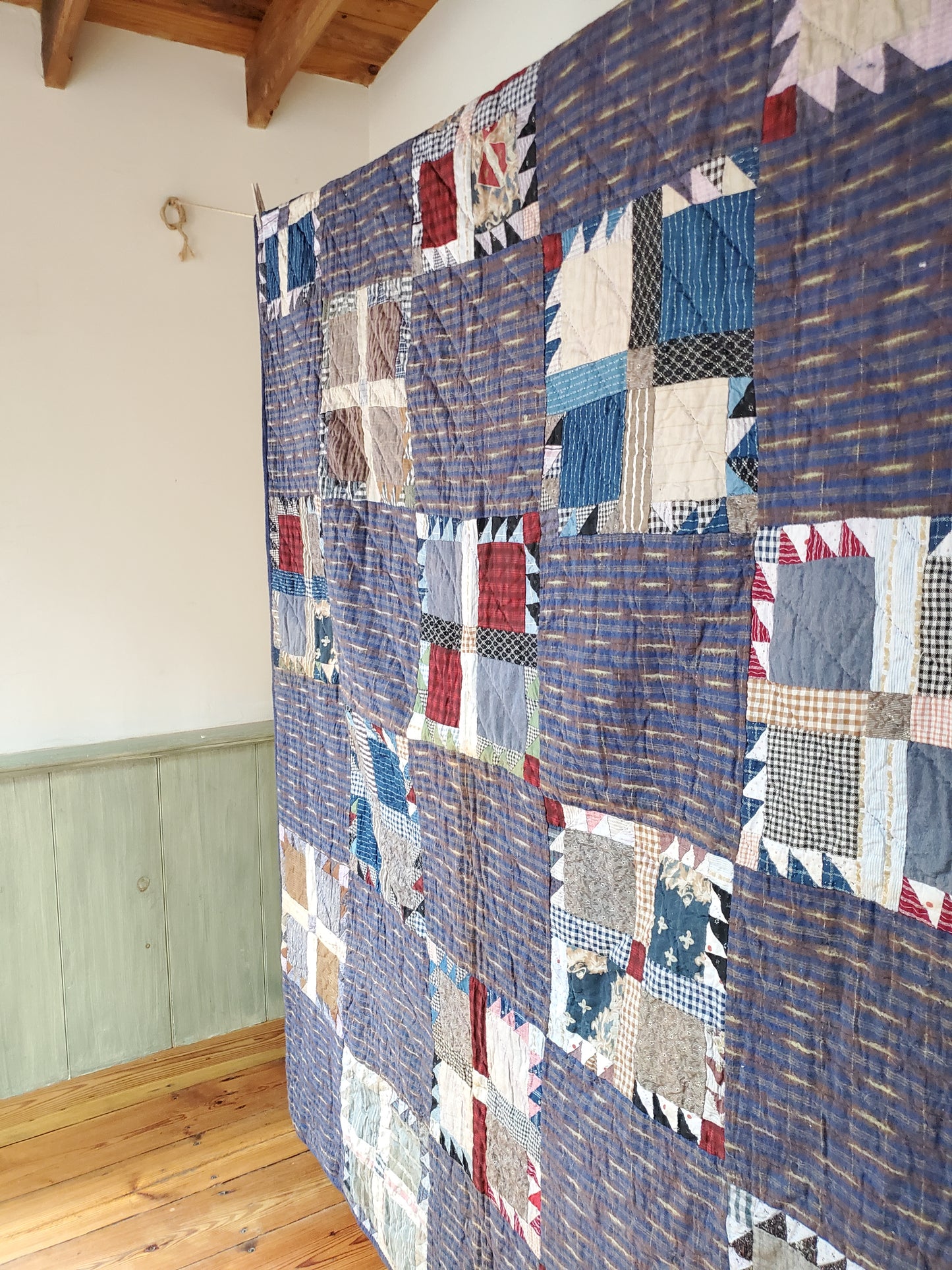 Antique Lion Coat of Arms, Heraldic Crest Block Flannel Quilt, ca 1900
