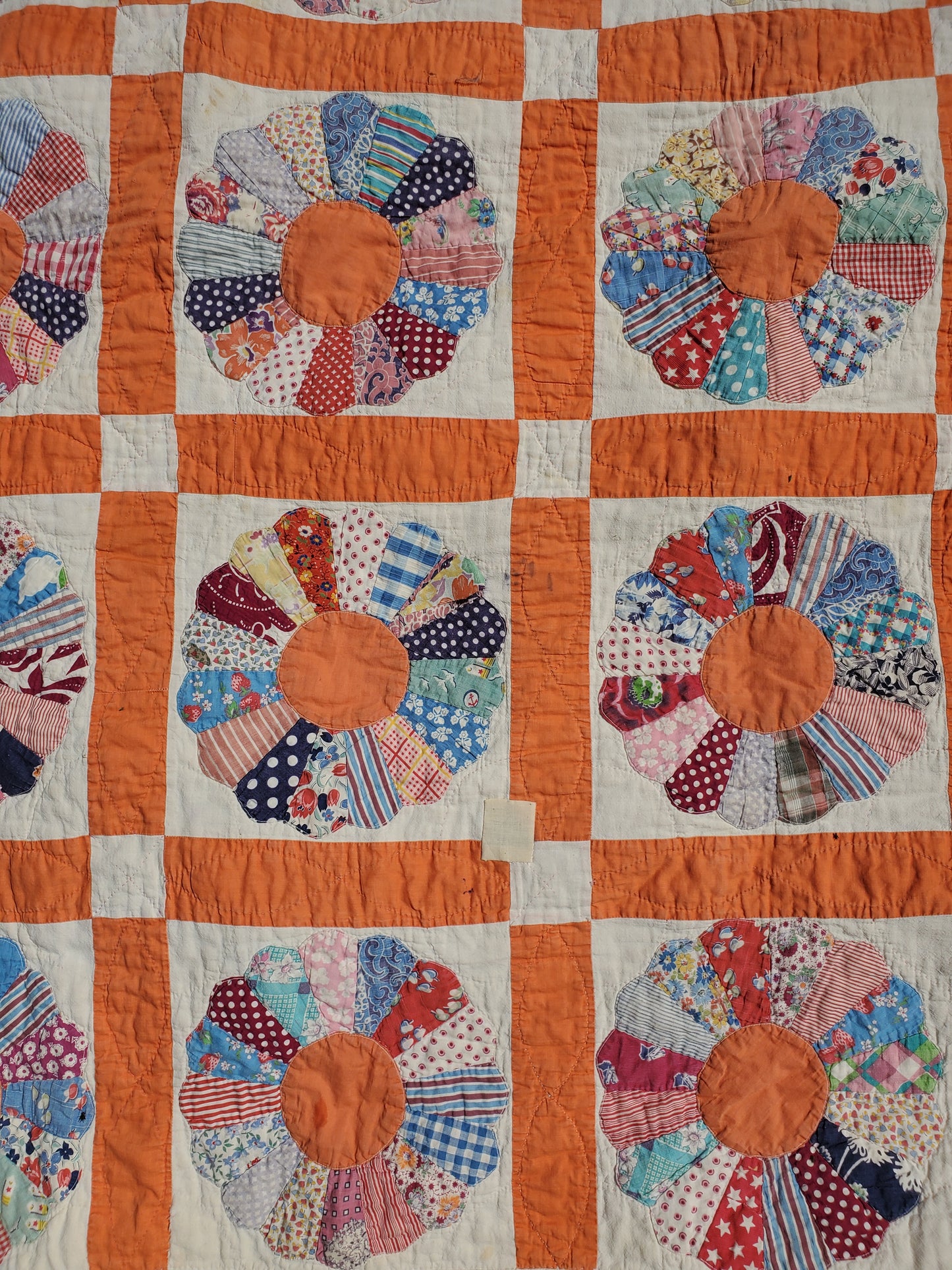 Vintage Dresden Plate Quilt c1940