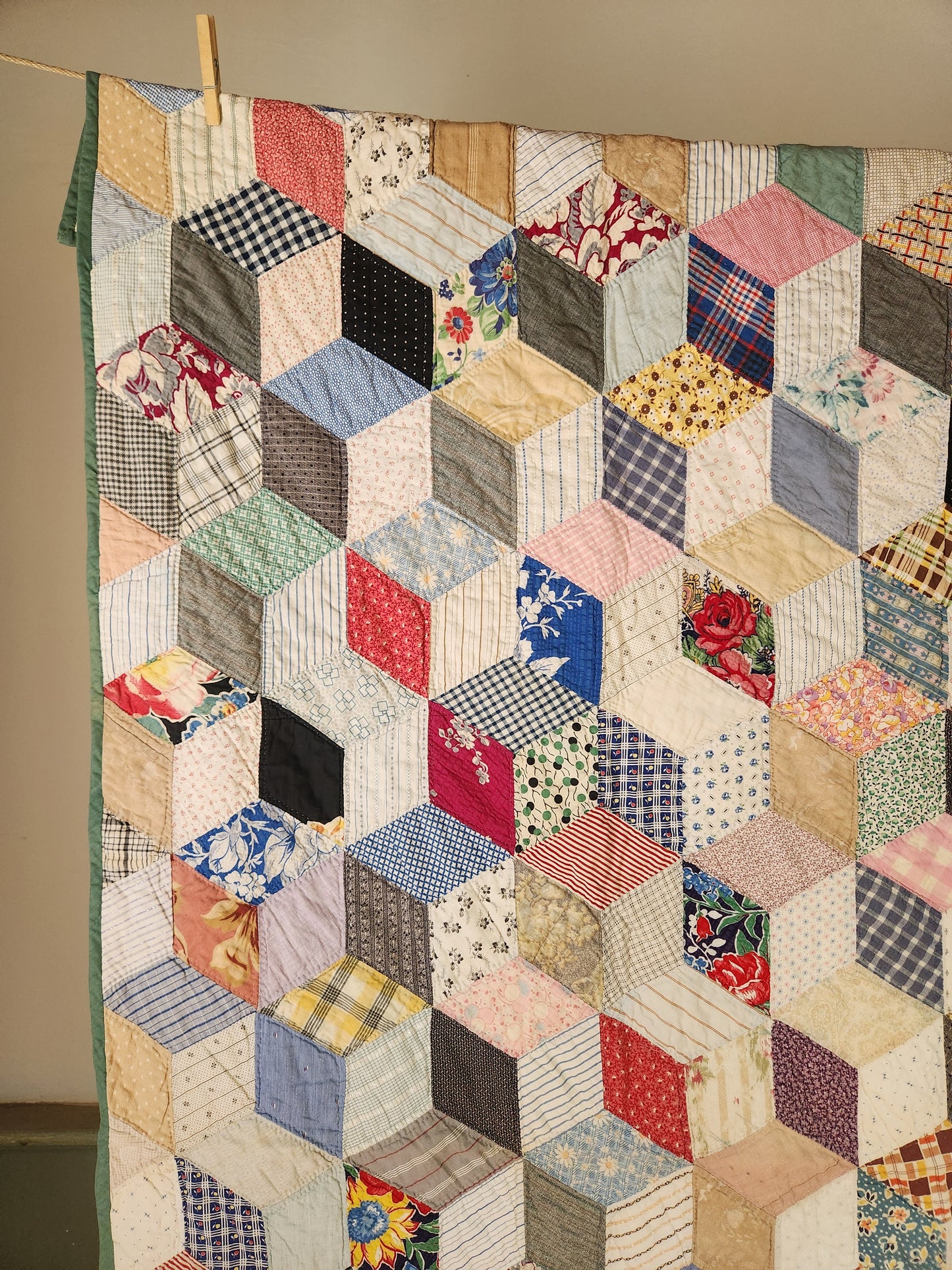 Vintage Tumbling Block Quilt