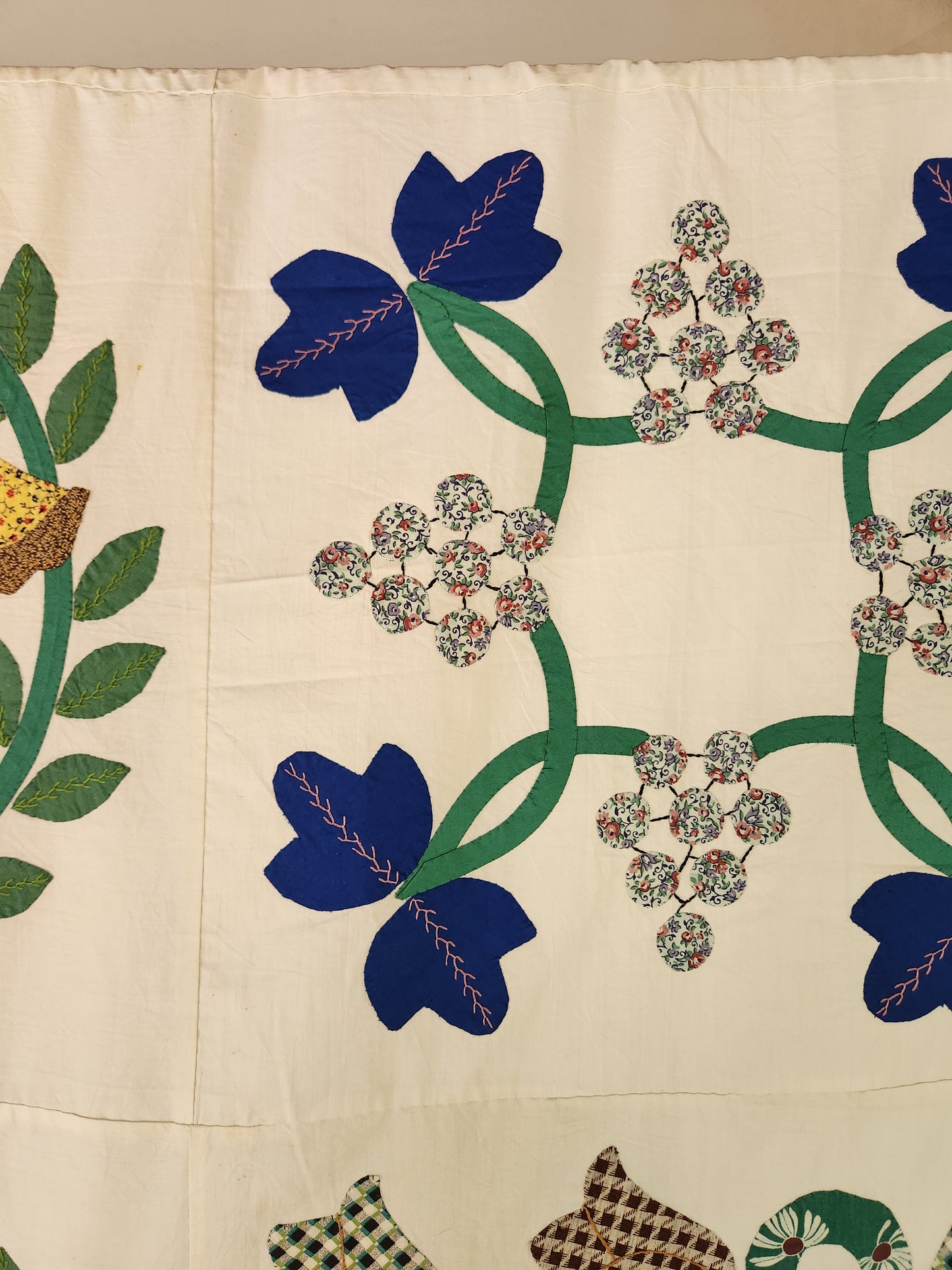 Vintage Hand Stitched Album Coverlet c1950 (B)