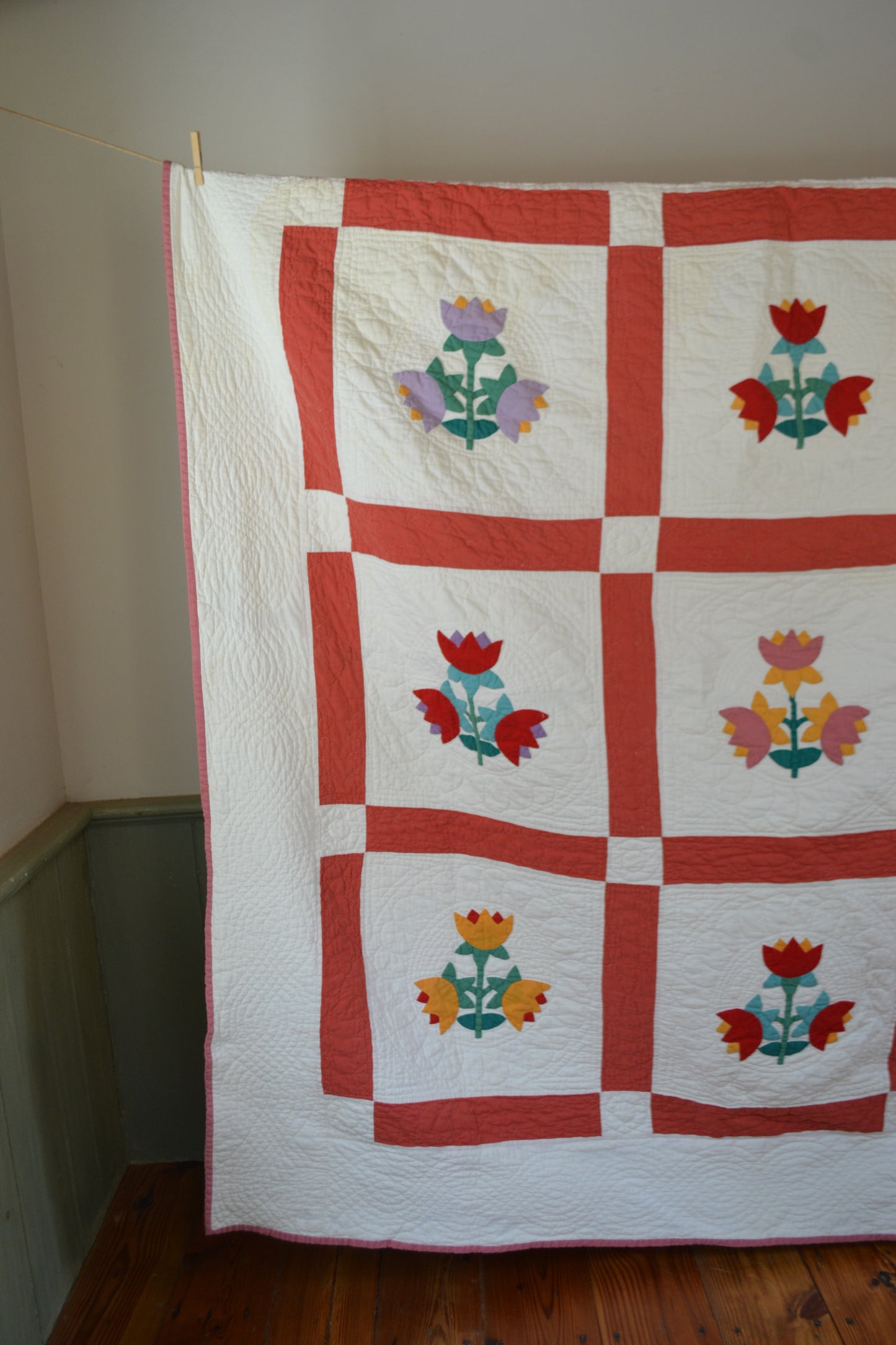 Vintage Tulip Quilt