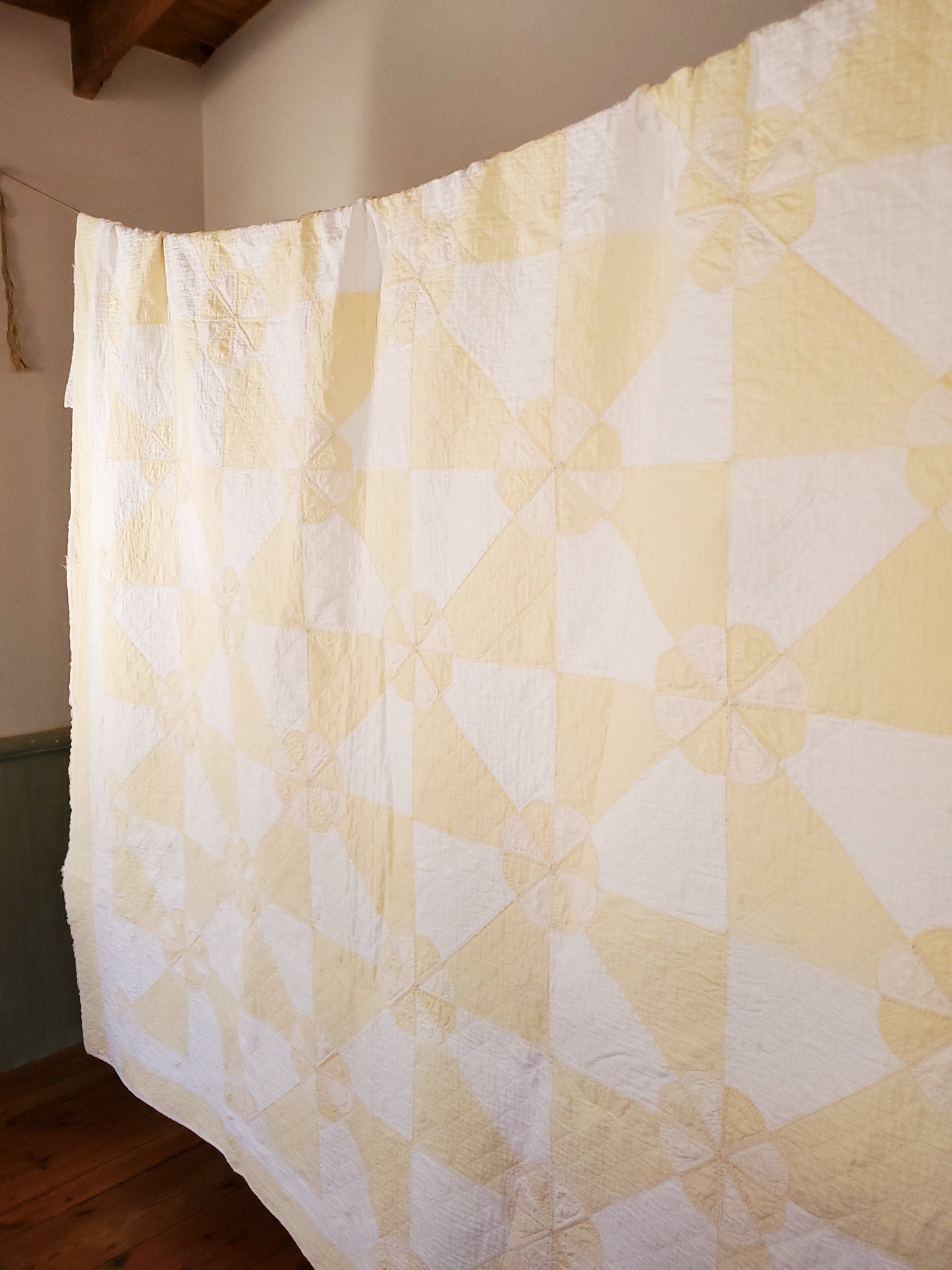 Hearts & Gizzards Vintage Quilt c1930