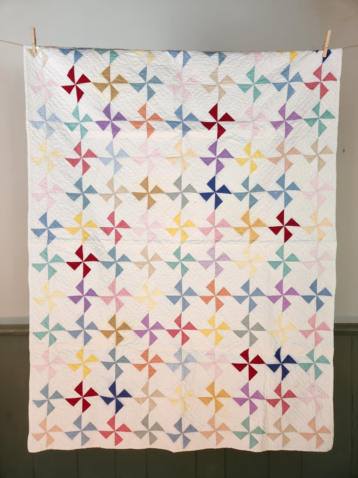 Vintage Pinwheel Crib Quilt