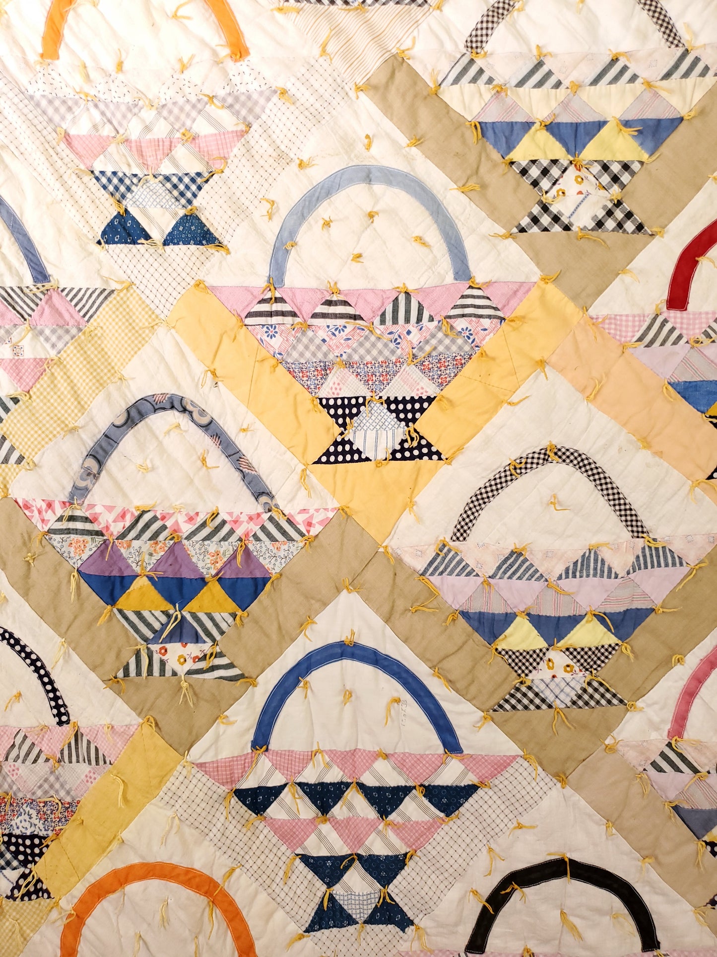 Hand Tied Vintage Basket Quilt