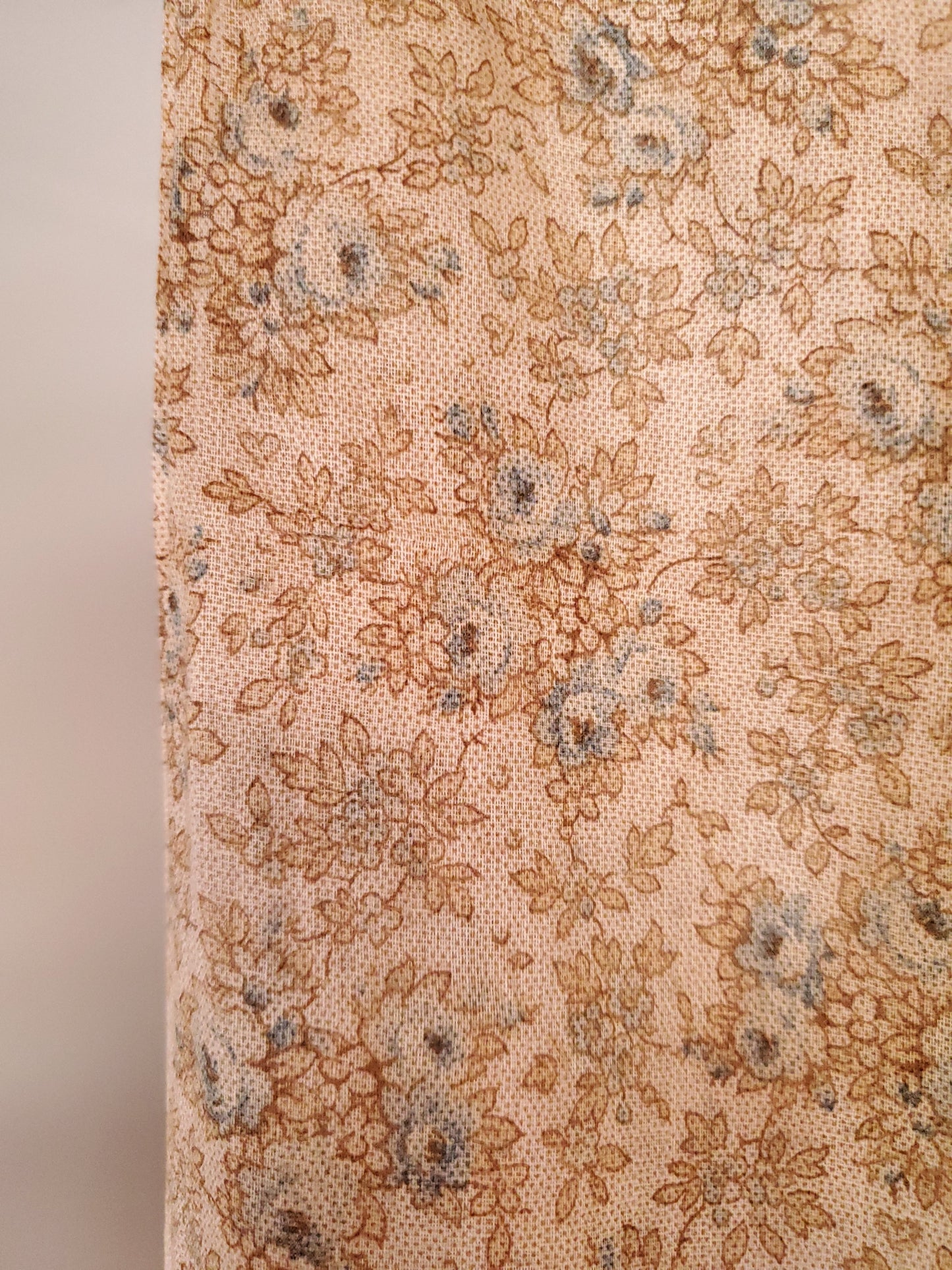 Antique Picotage Rose Fabric