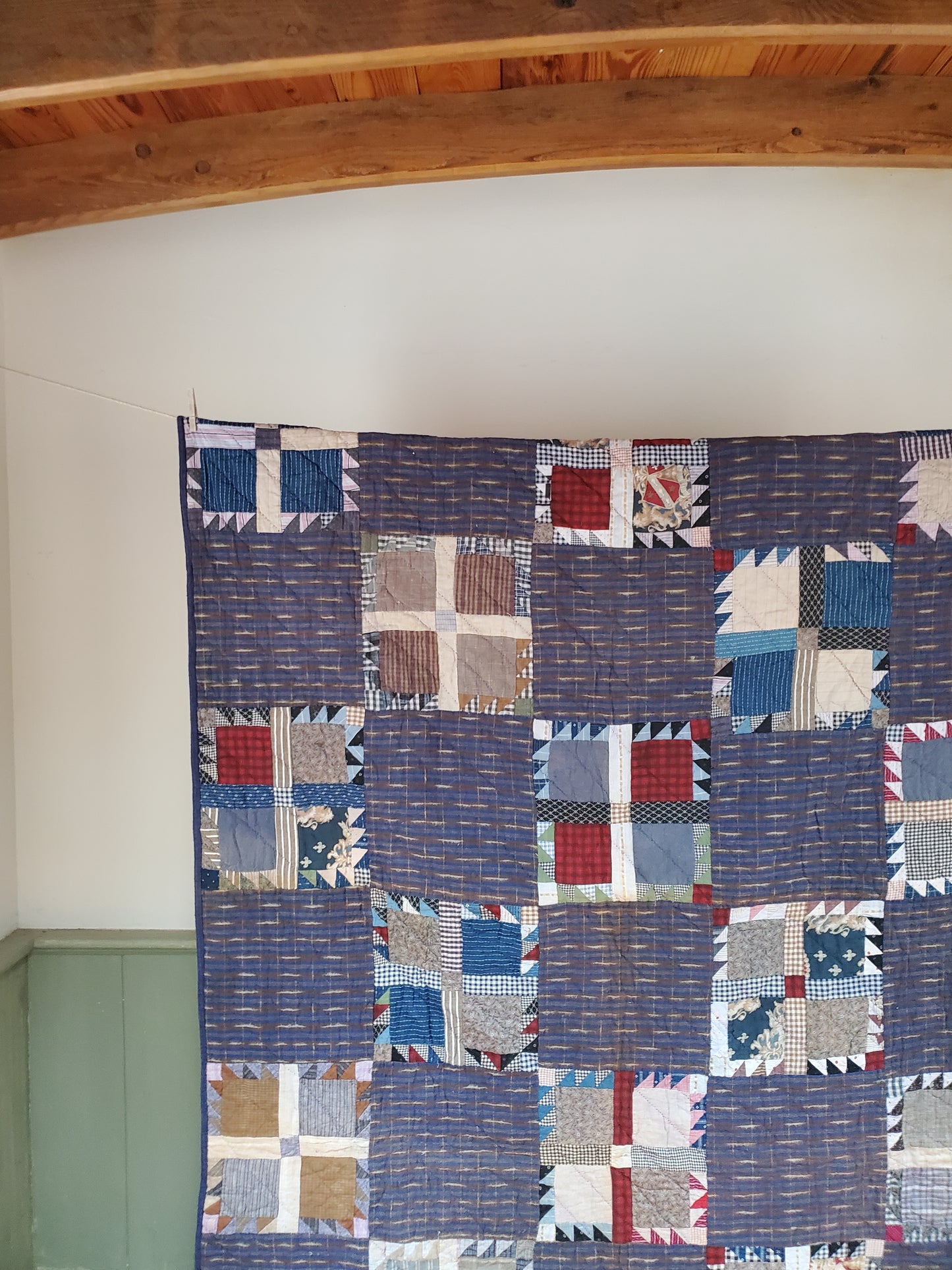 Antique Lion Coat of Arms, Heraldic Crest Block Flannel Quilt, ca 1900