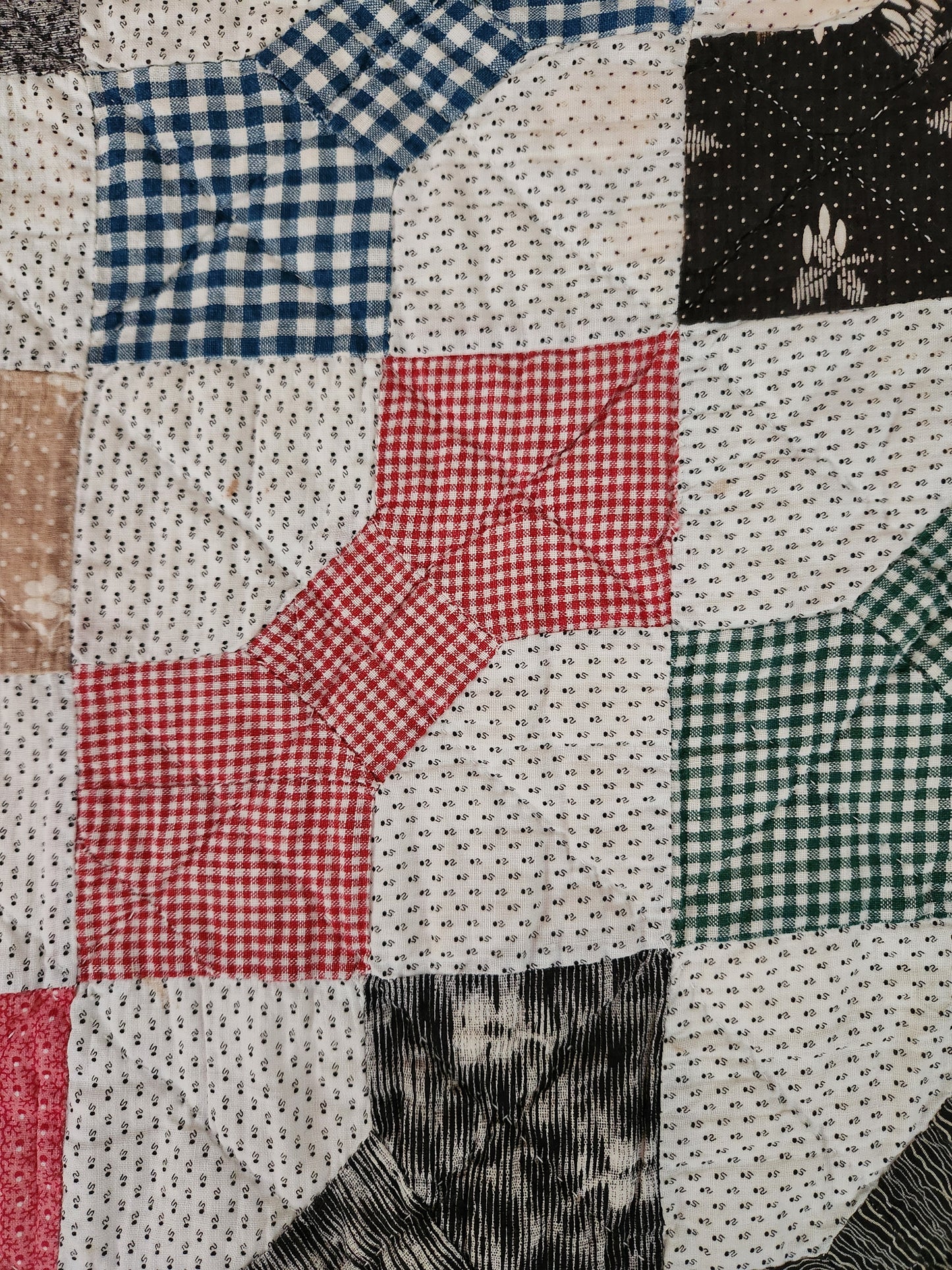 Antique Bow Tie Patchwork Quilt c1900