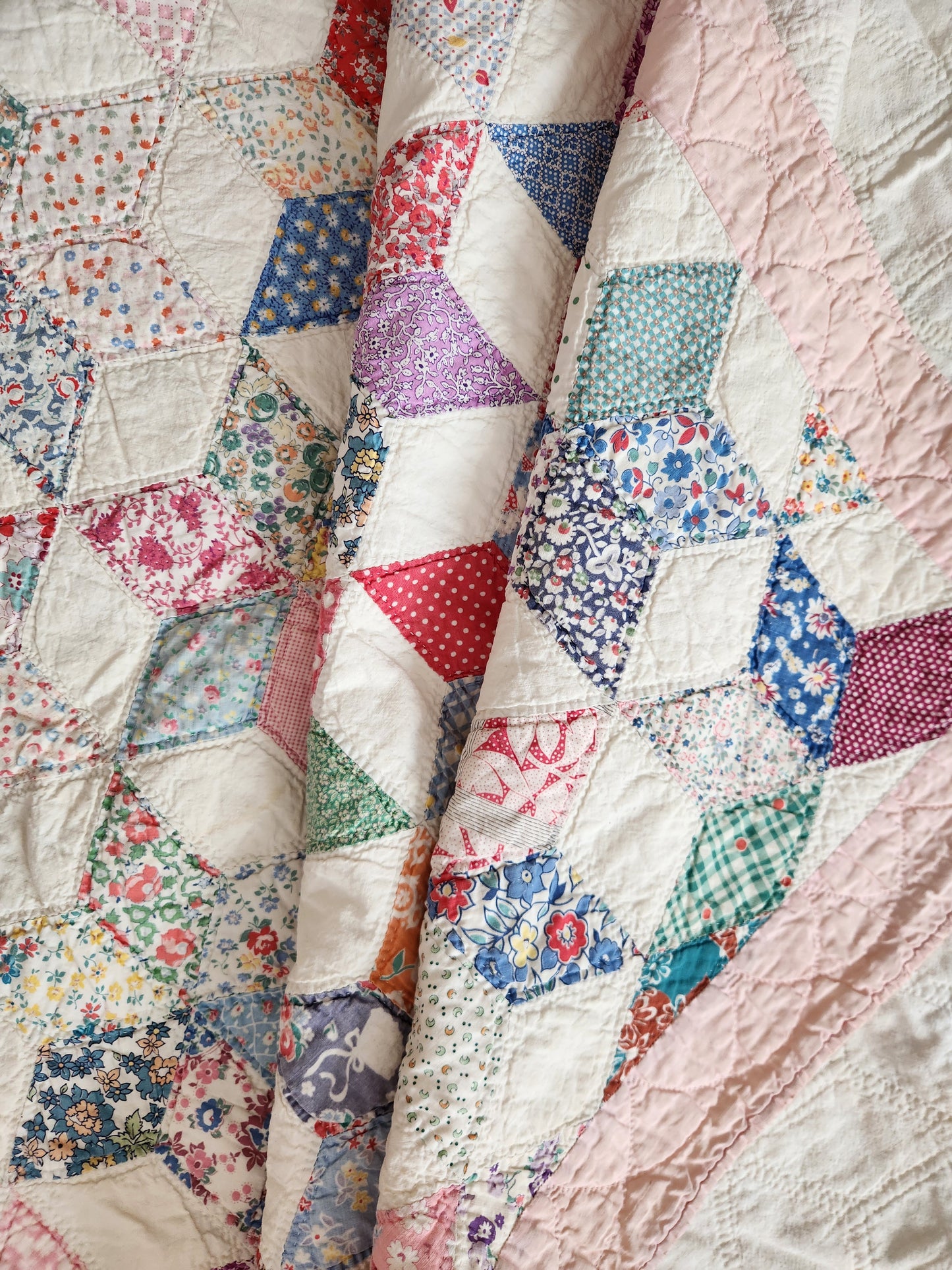 Stunning Feed Sack Star Quilt c1930