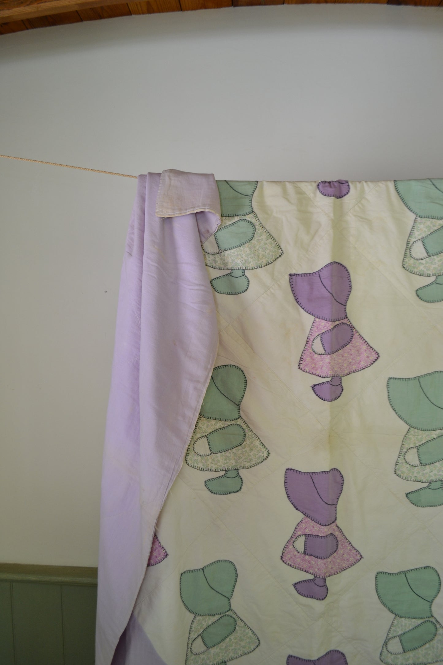 Lavender Vintage Sun Bonnet Sue Coverlet ca 1930