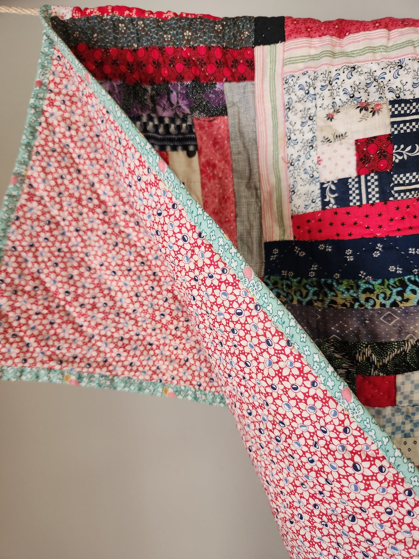 Hand Stitched Log Cabin Quilt c1930