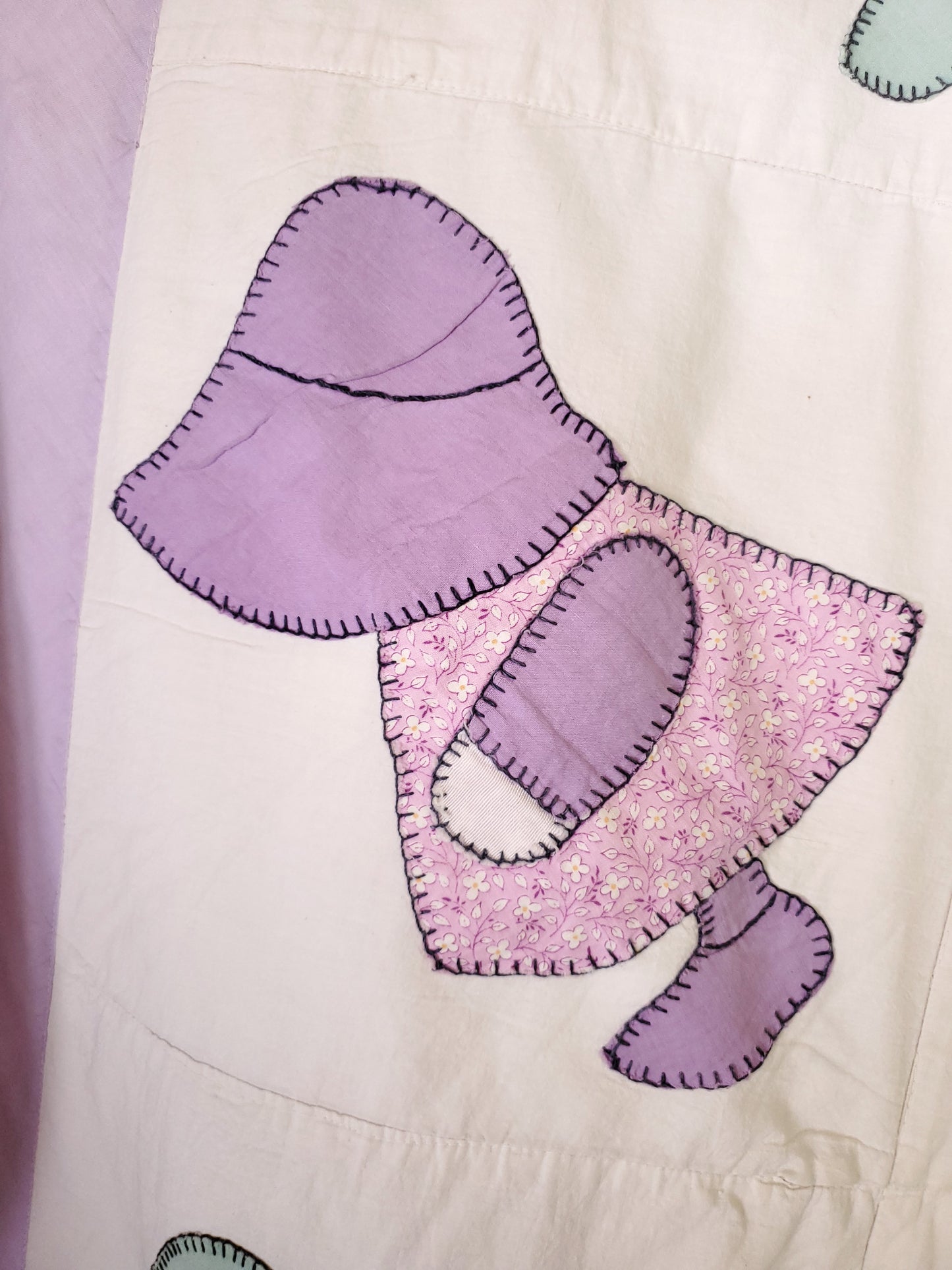 Lavender Vintage Sun Bonnet Sue Coverlet ca 1930
