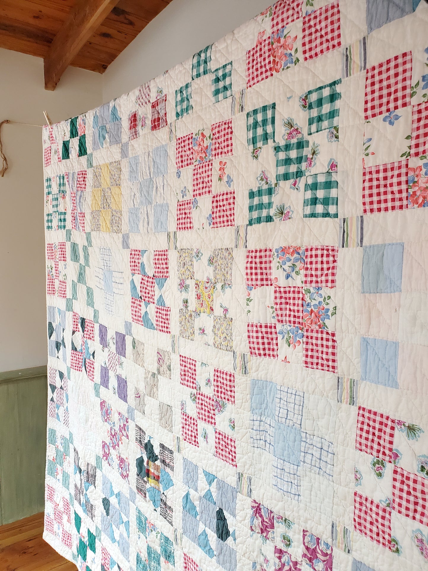 Vintage 9 Patch Feed Sack Quilt, ca 1940