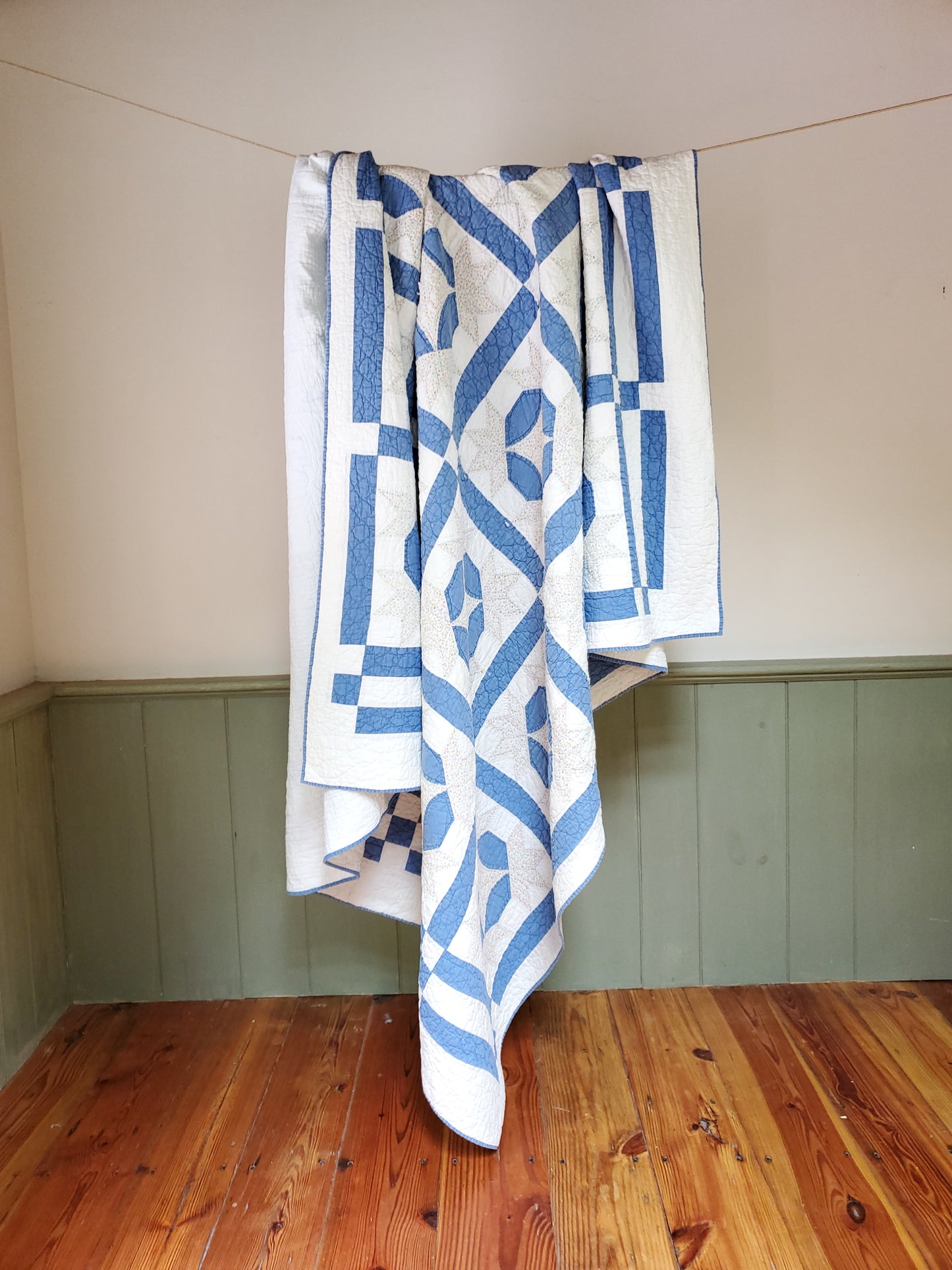Vintage Blue and White Friendship Knot Quilt, ca 1950