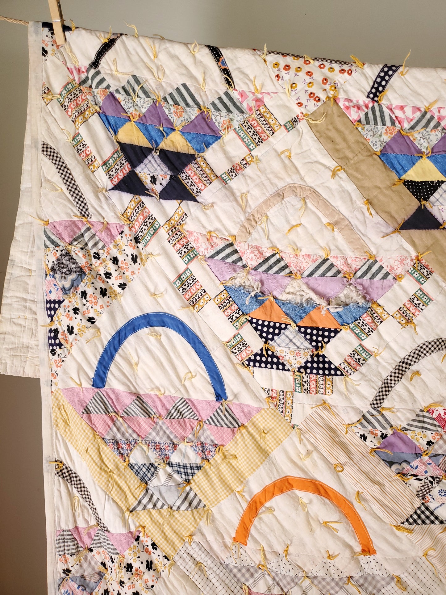 Hand Tied Vintage Basket Quilt