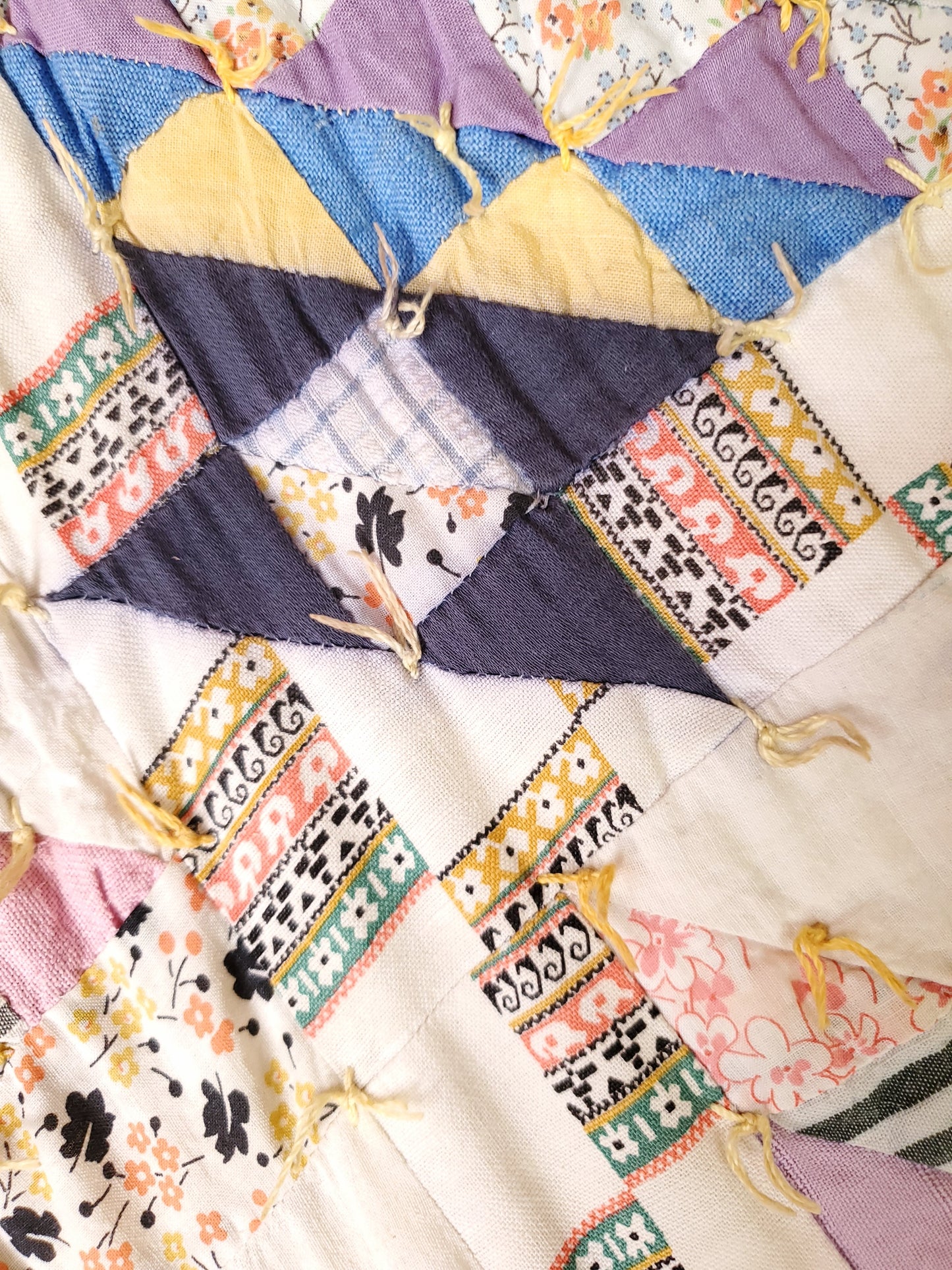 Hand Tied Vintage Basket Quilt