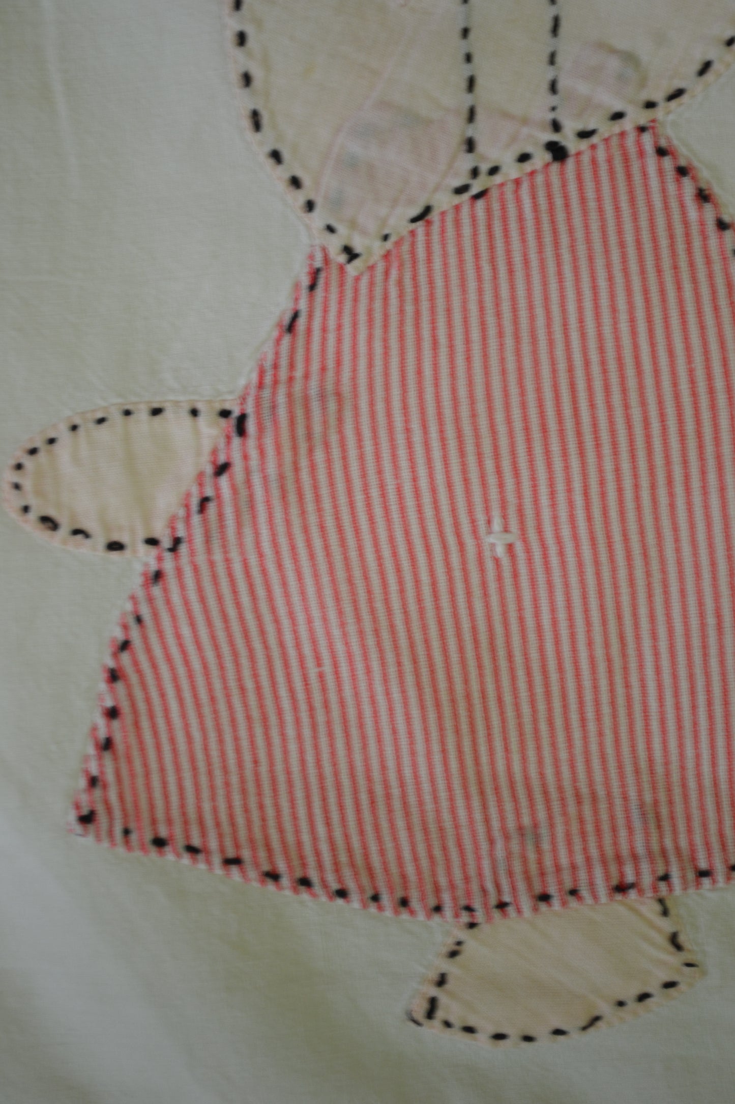 Pink Hand Tacked Sun Bonnet Sue Coverlet ca 1940