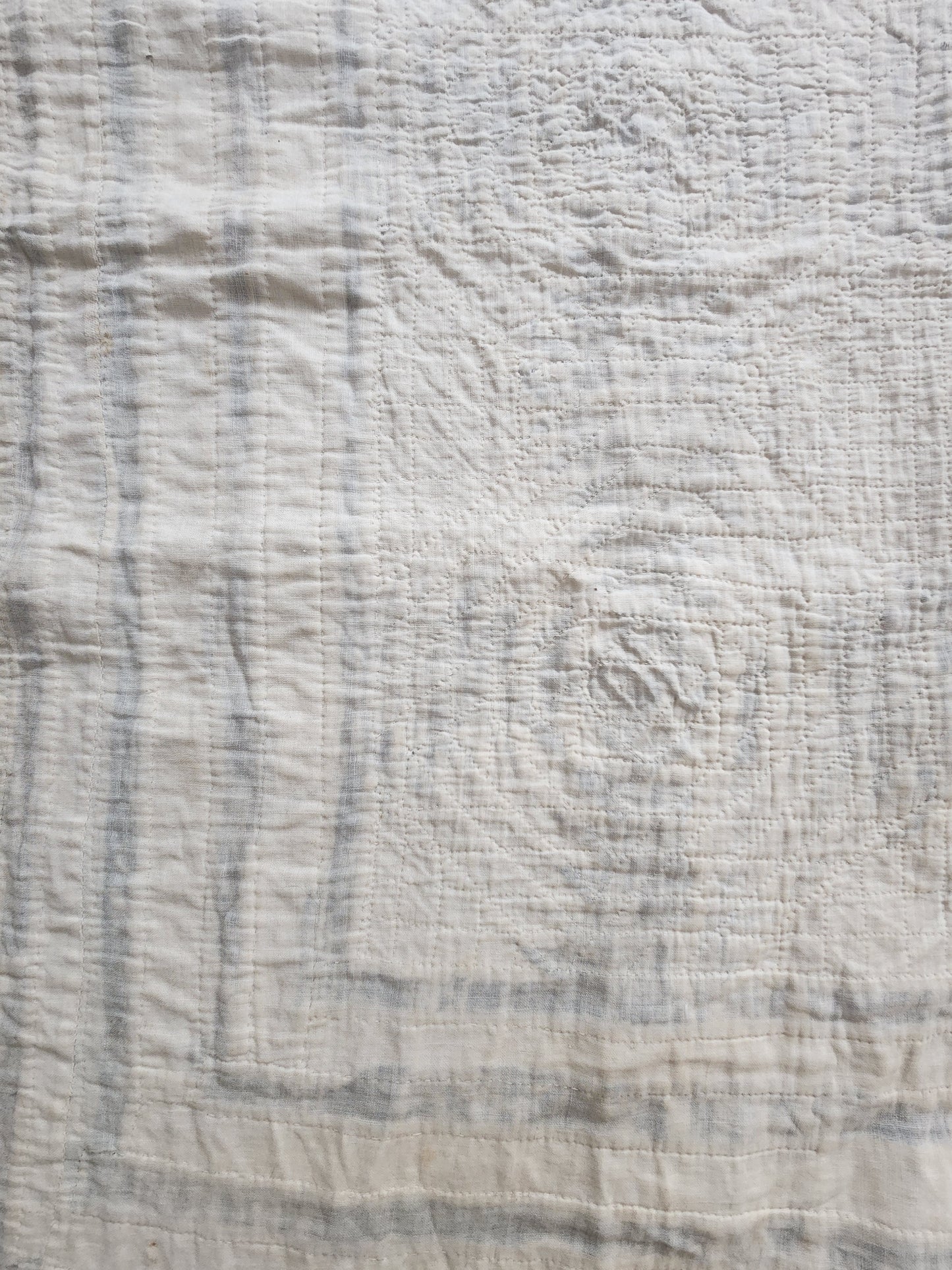 Antique Indigo & White Pineapple Quilt