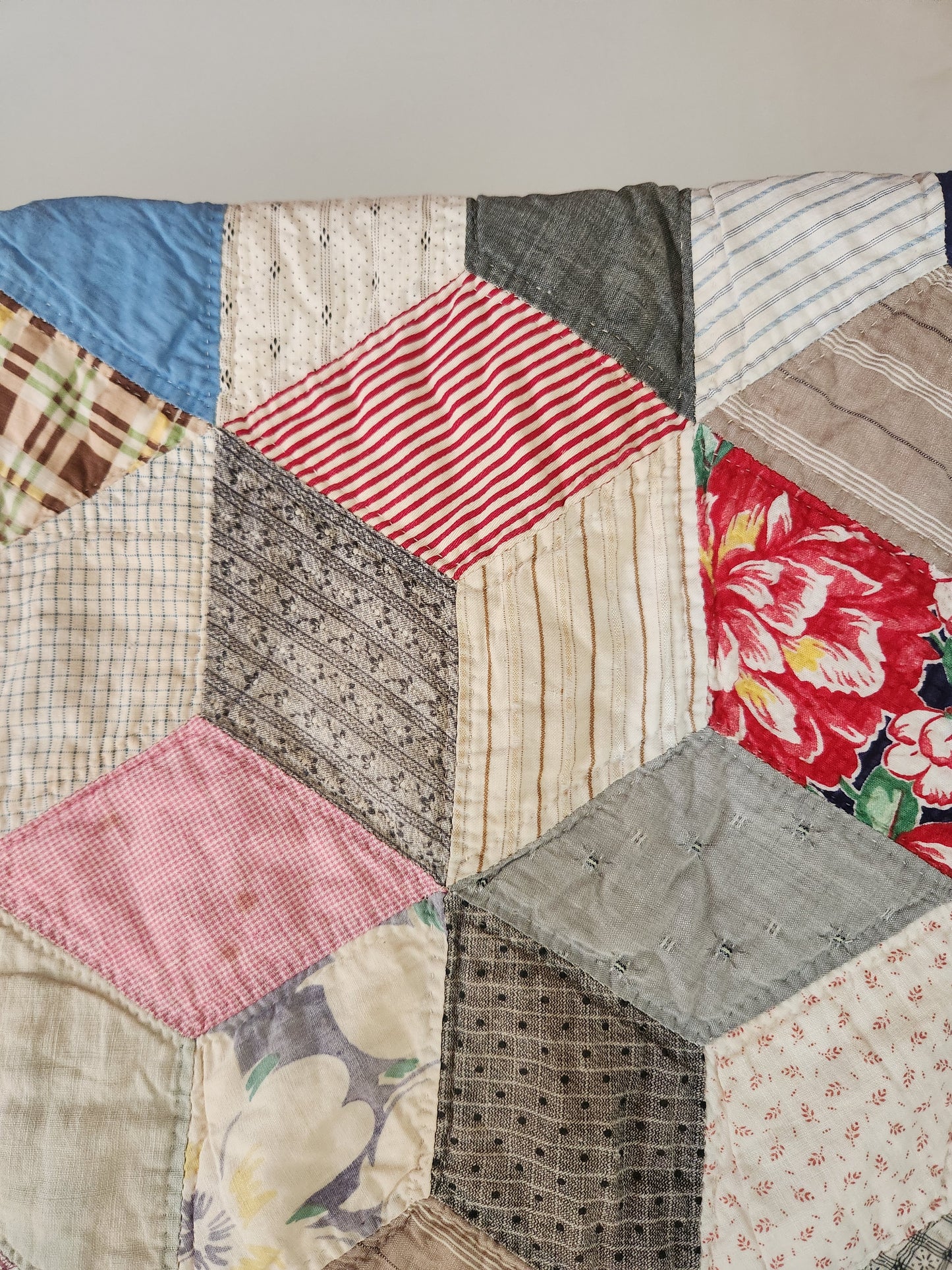 Vintage Tumbling Block Quilt
