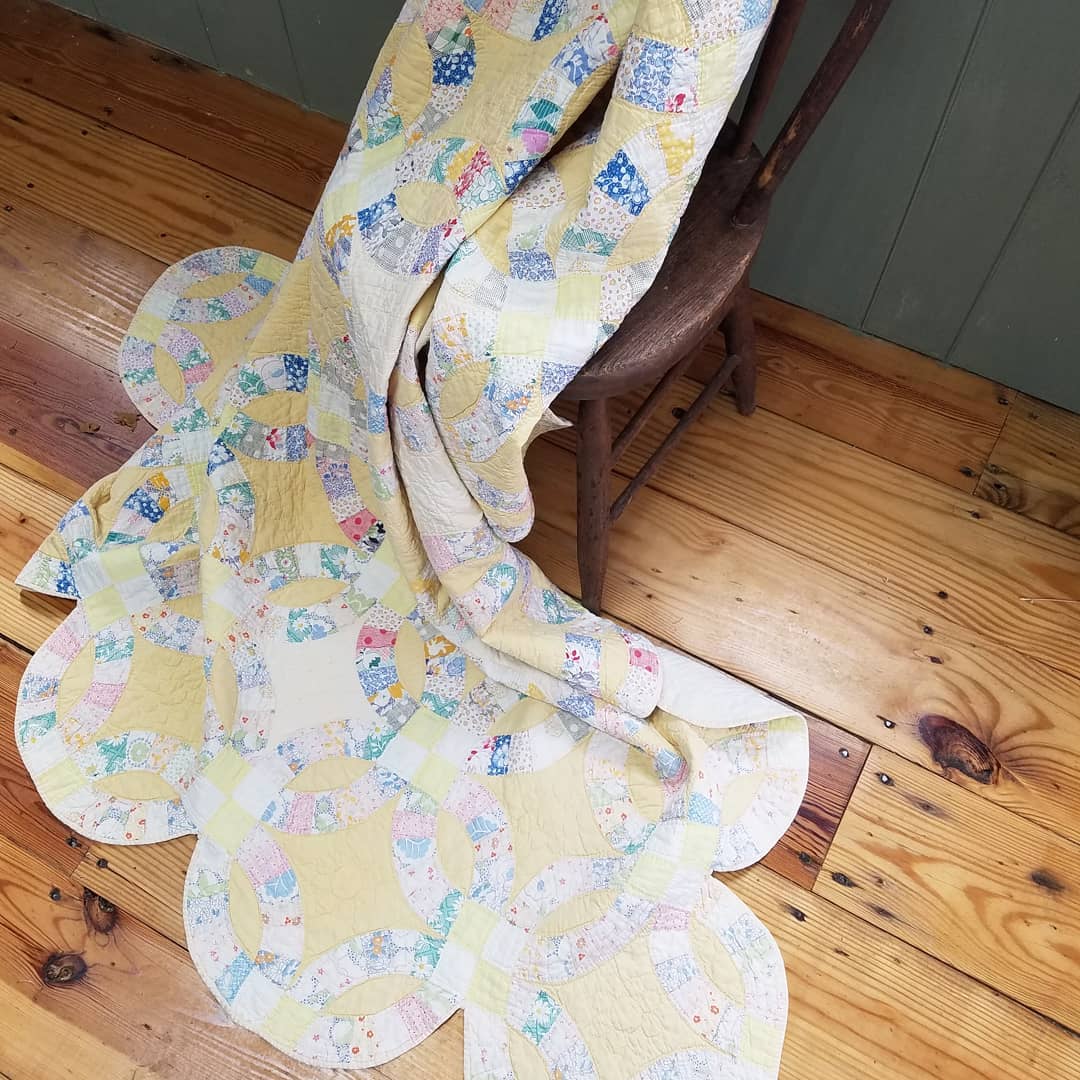 Double Wedding Ring Quilt'