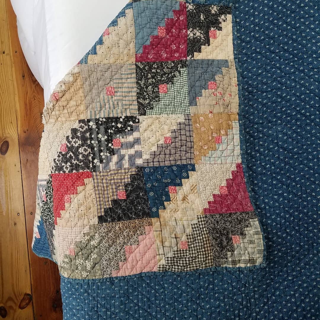 Log Cabin Quilt 3