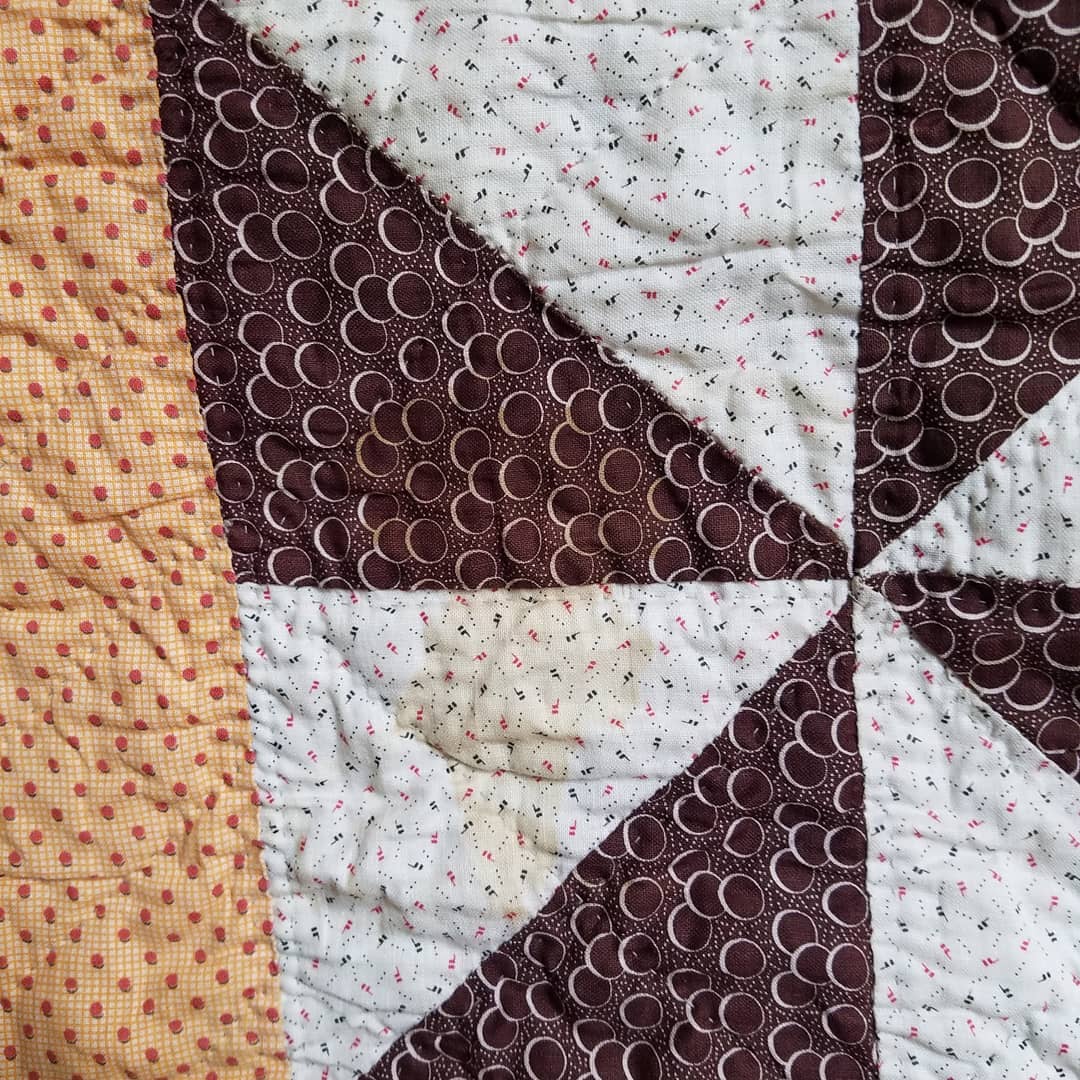 Paper Pieced Pinwheel Quilt