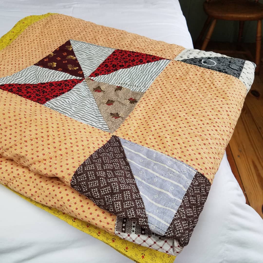 Paper Pieced Pinwheel Quilt