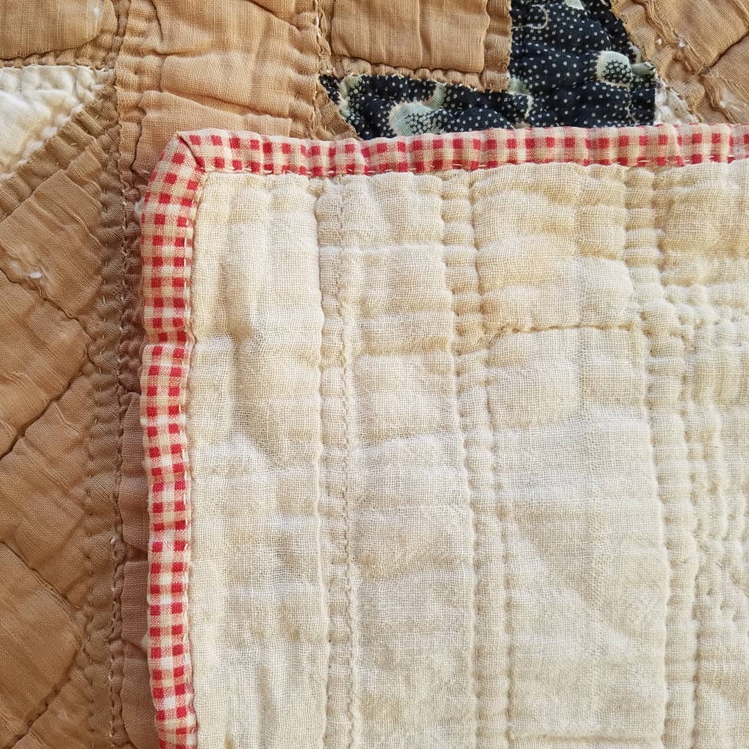 Lazy Daisy Star Quilt