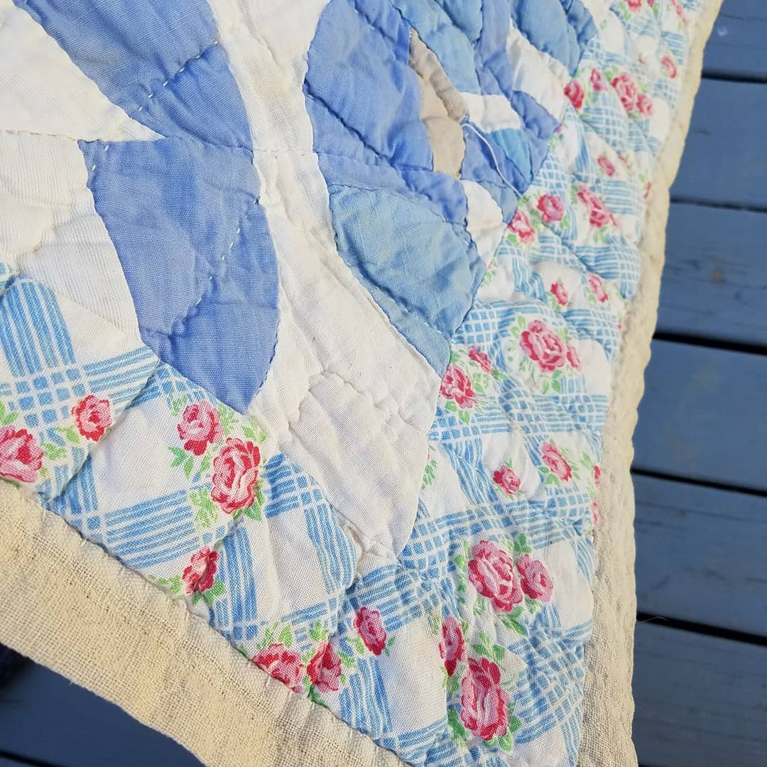 Baby blue Spider Web Quilt
