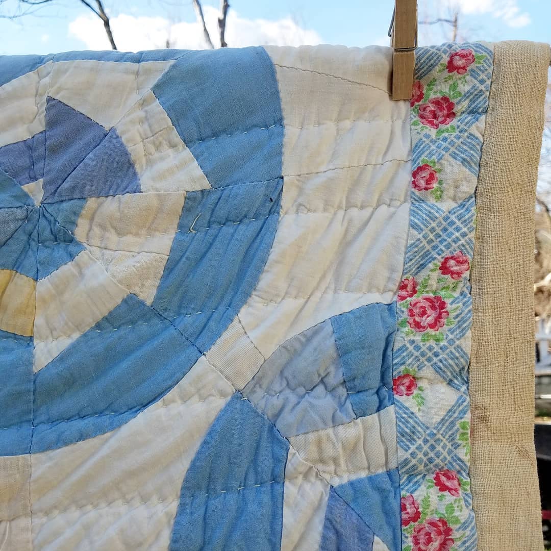 Baby blue Spider Web Quilt