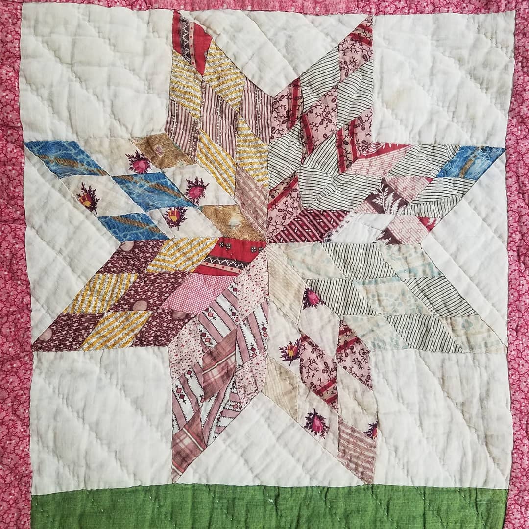 Pink and Green Calico Prairie Star Quilt