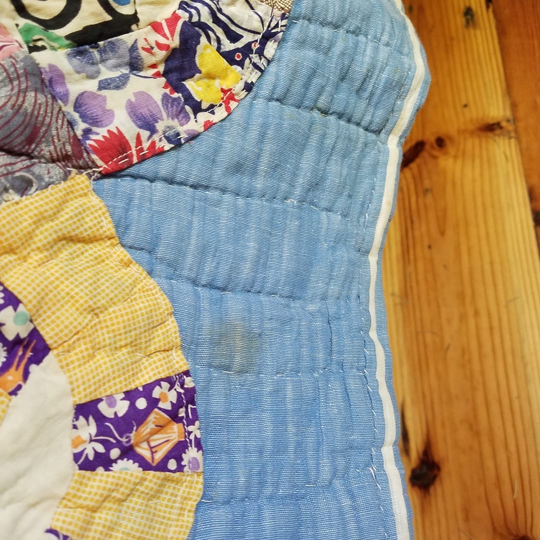 Double Wedding Ring Quilt 3