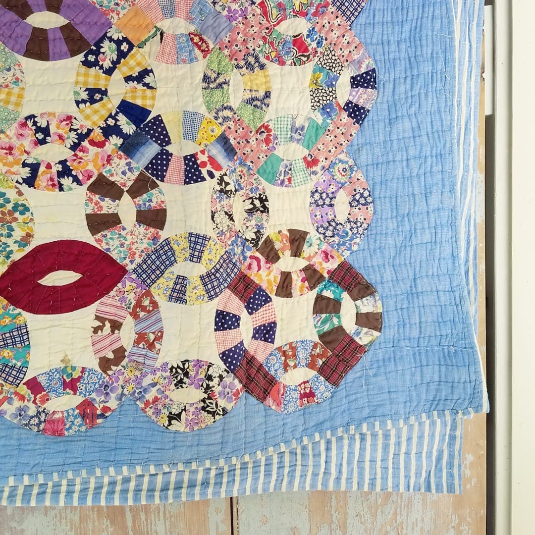 Double Wedding Ring Quilt 3
