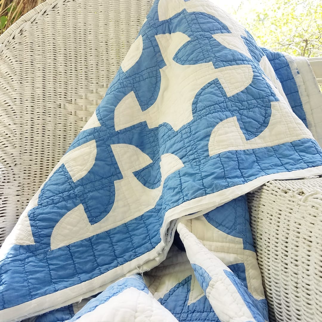 White and Blue Drunkard's Path Quilt