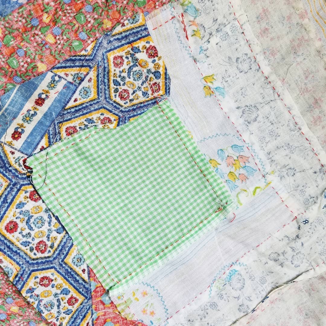 vVntage Log Cabin Quilt Top