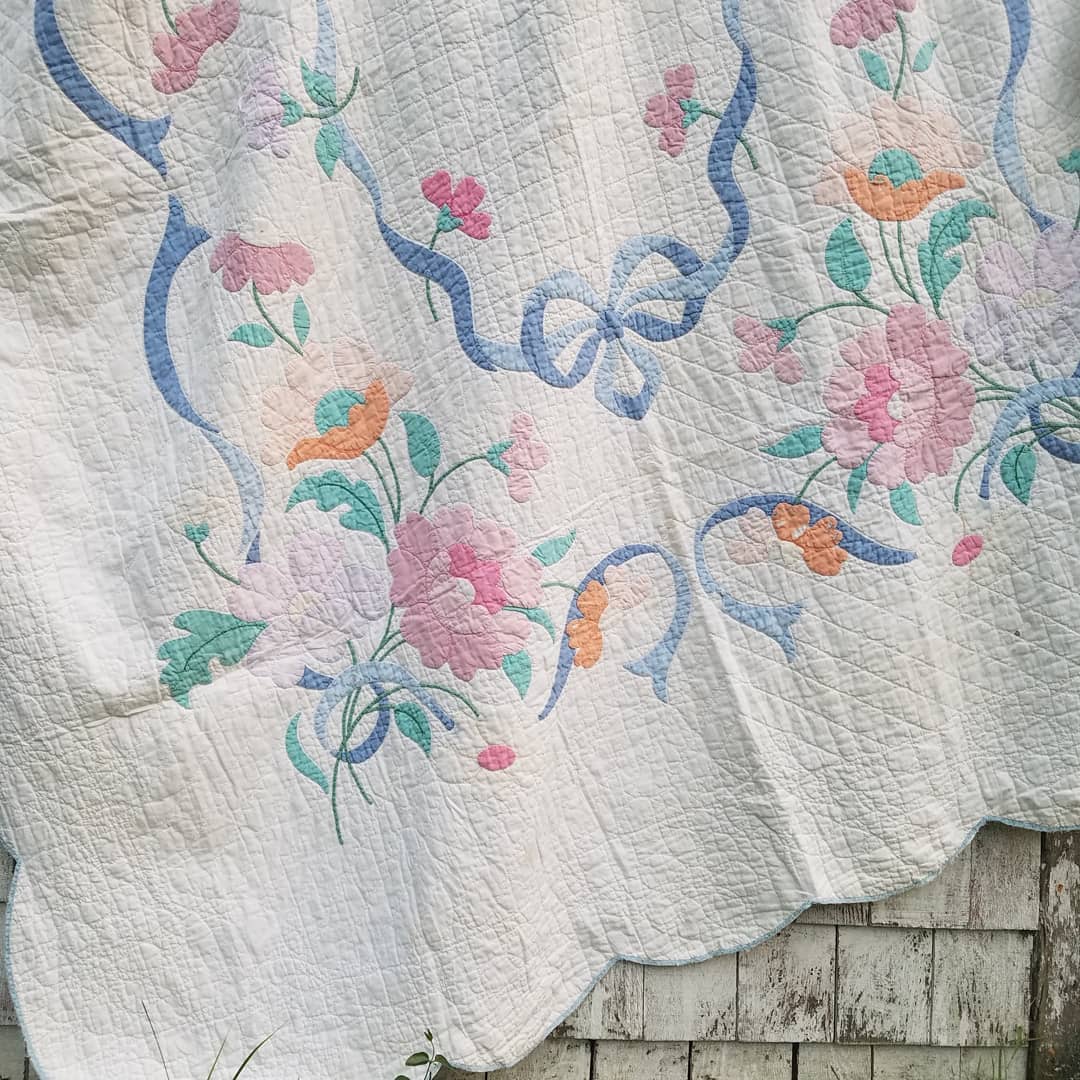 Floral Applique Quilt