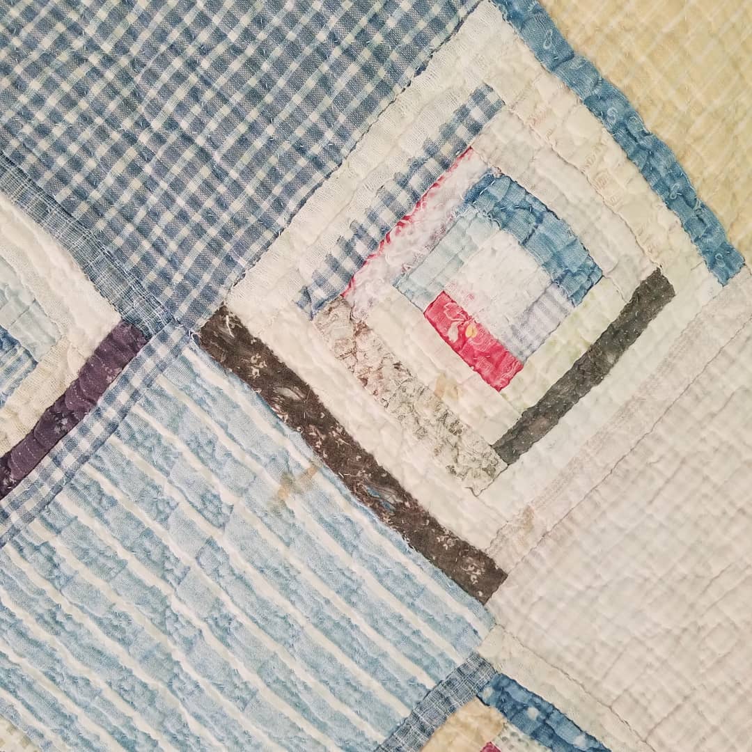 Late 18 Early 1900's Log Cabin Quilt