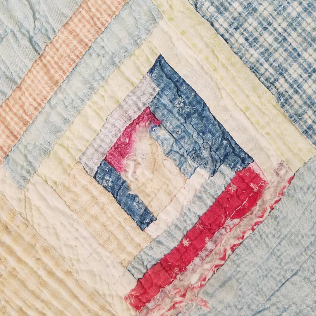 Late 18 Early 1900's Log Cabin Quilt