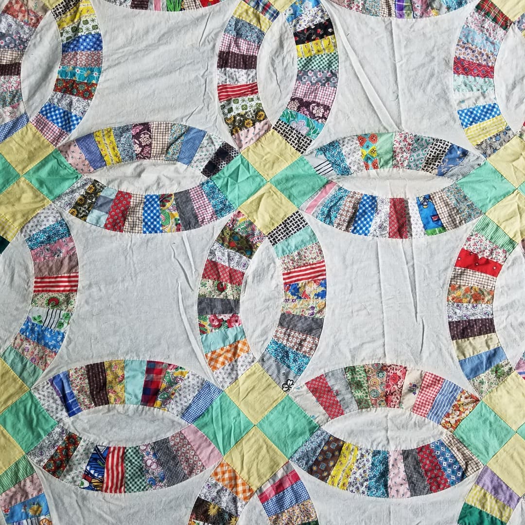 Double Wedding Ring Quilt Top