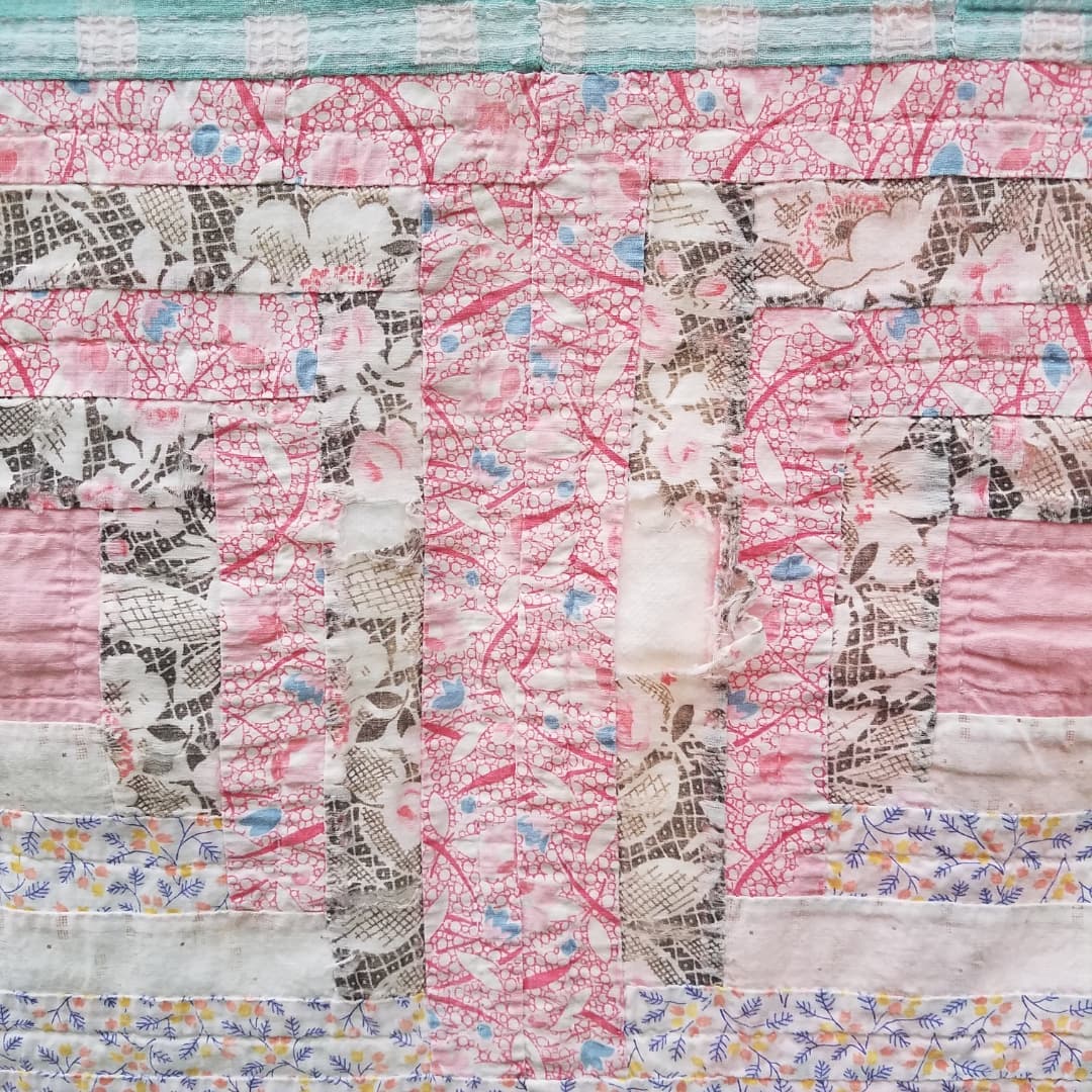 Log Cabin Lap Quilt