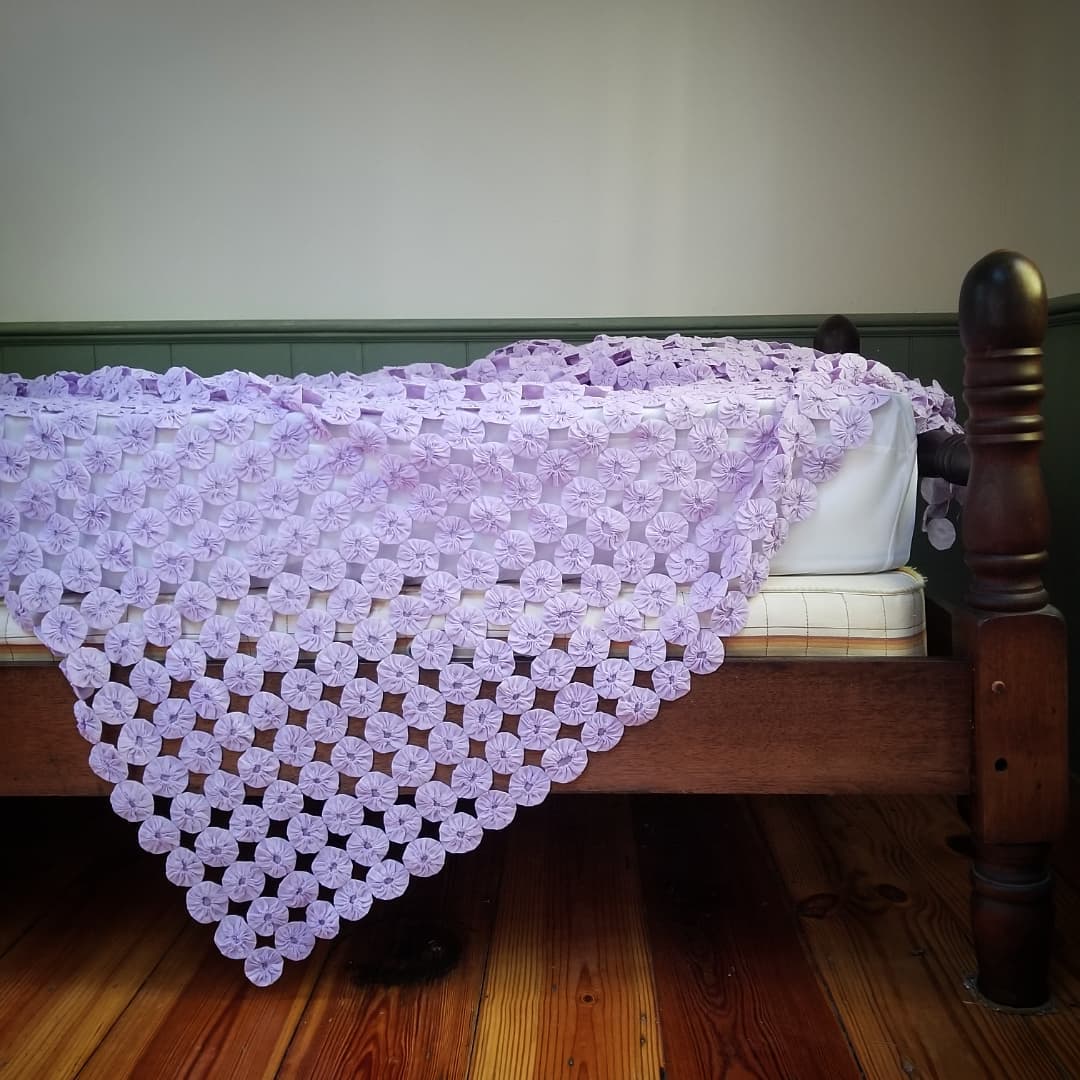Lavender YoYo Quilt