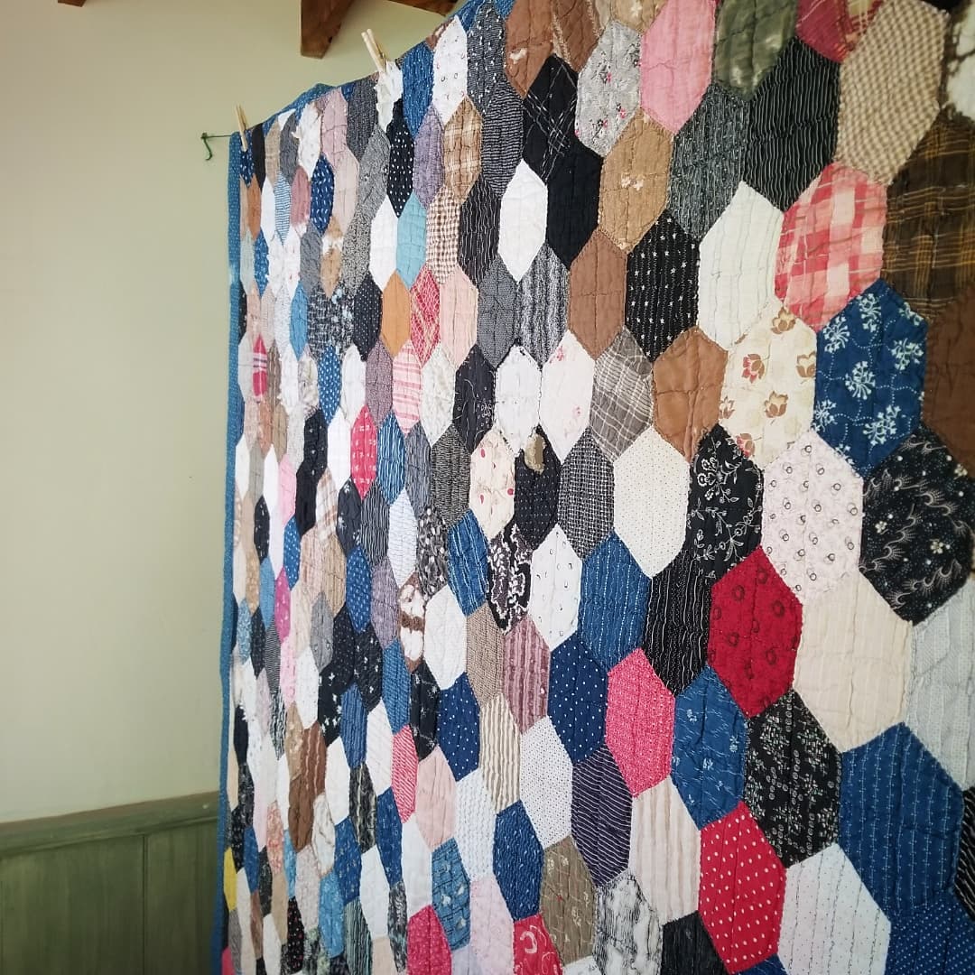Elongated Hexagon Quilt