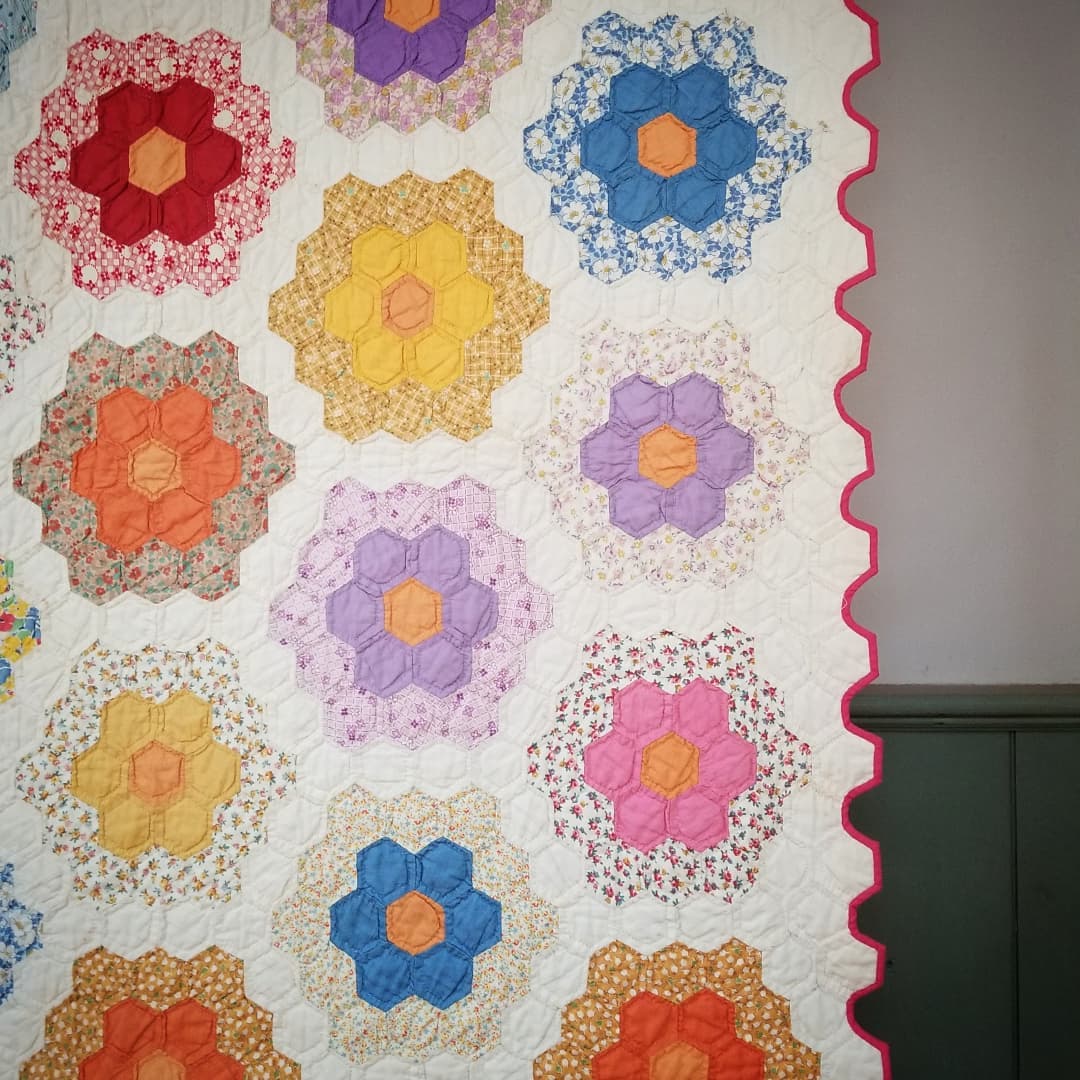 Grandmother's Garden, Friendship Flower Quilt