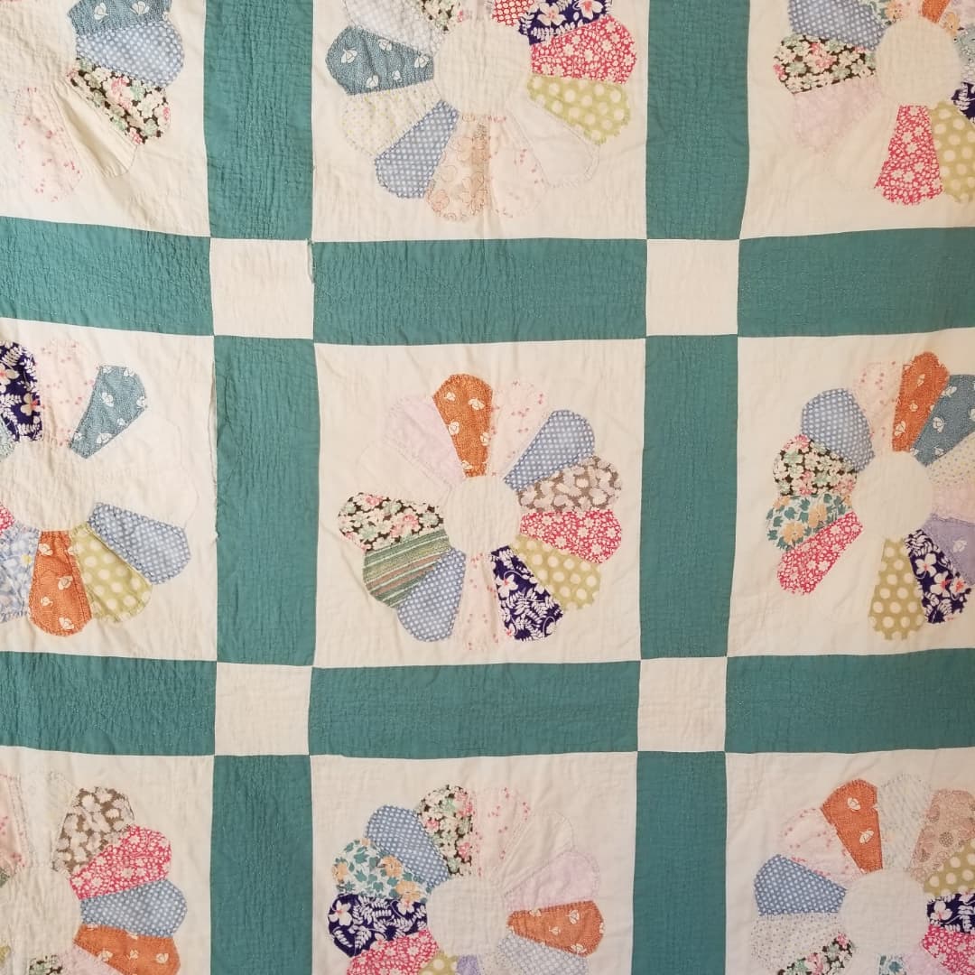 Dresden Flower, Summer Quilt