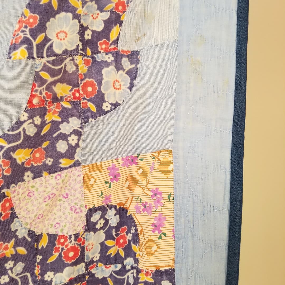 Floral Drunkard's Path Quilt